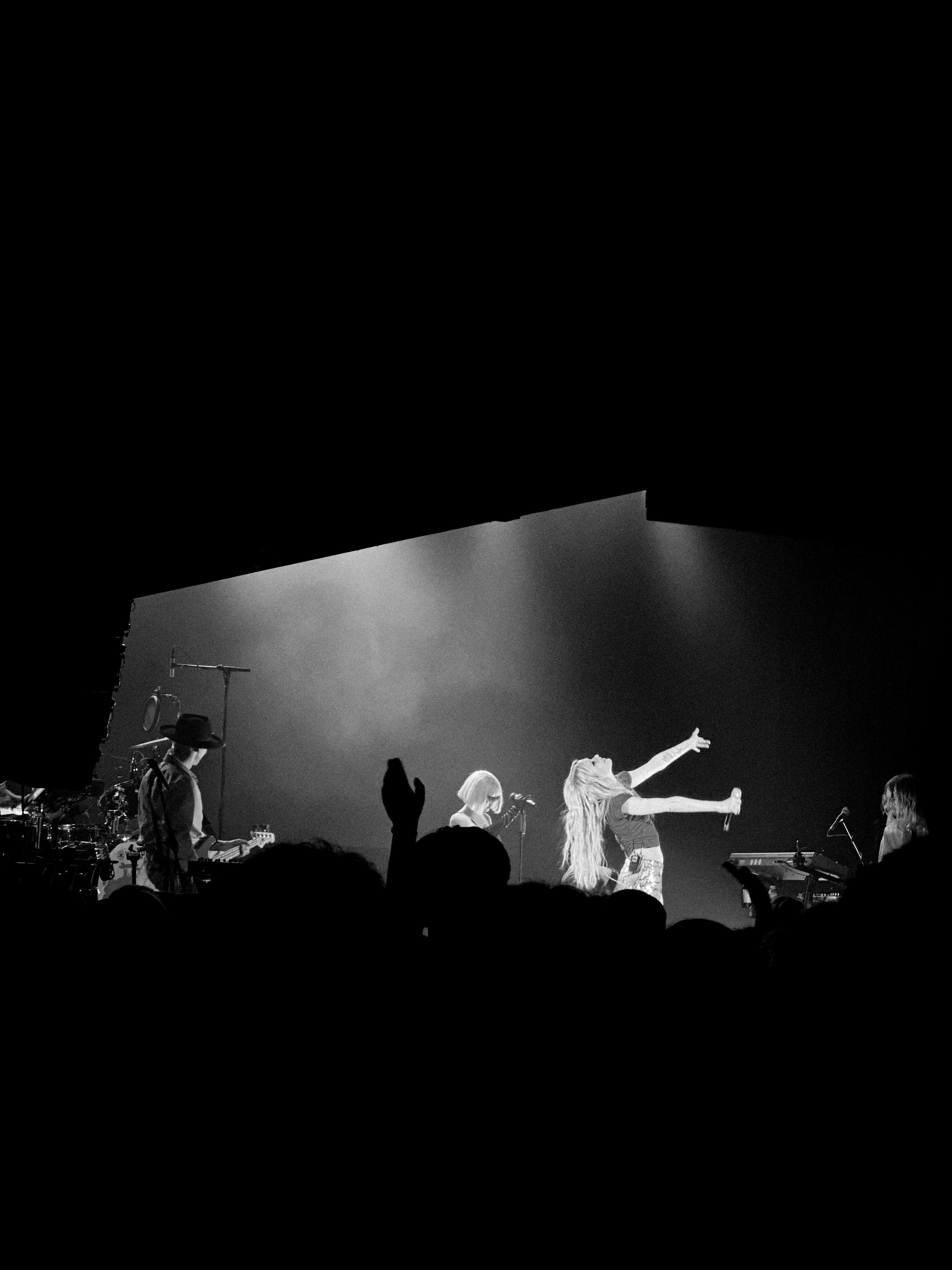 КОНЦЕРТЫ. Наталья Шабалина, фотограф в Иркутске. Женский и мужской портрет, съёмка мероприятий. Парная и свадебная съемка