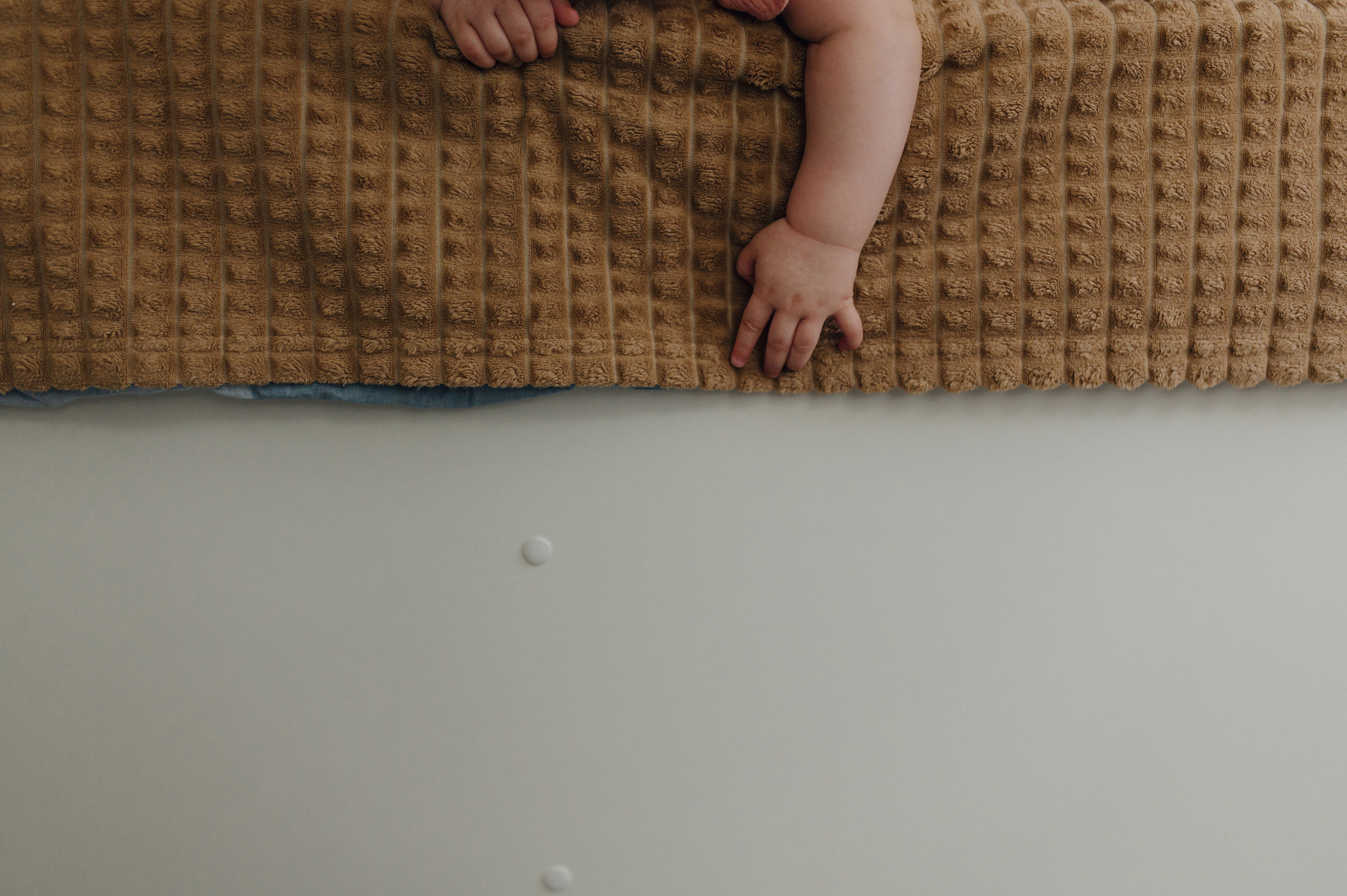 Ульяна, Яша и Лия. Домашняя история. Свадебный фотограф Москва и Санкт-Петербург. Анастасия Чудина