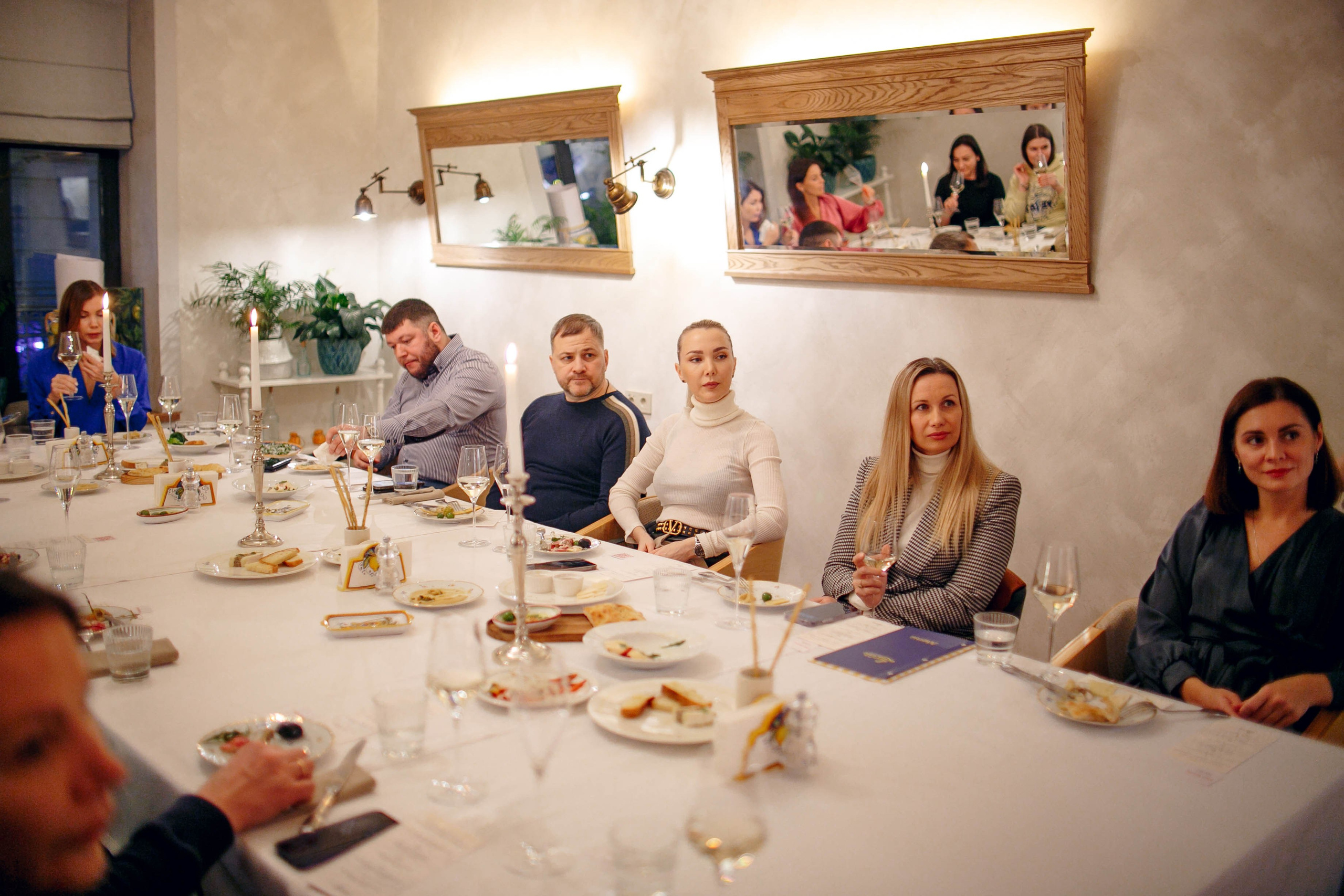 Винный вечер в «Остерия Лючия». Ваш репортажный фотограф Артемий Антонов