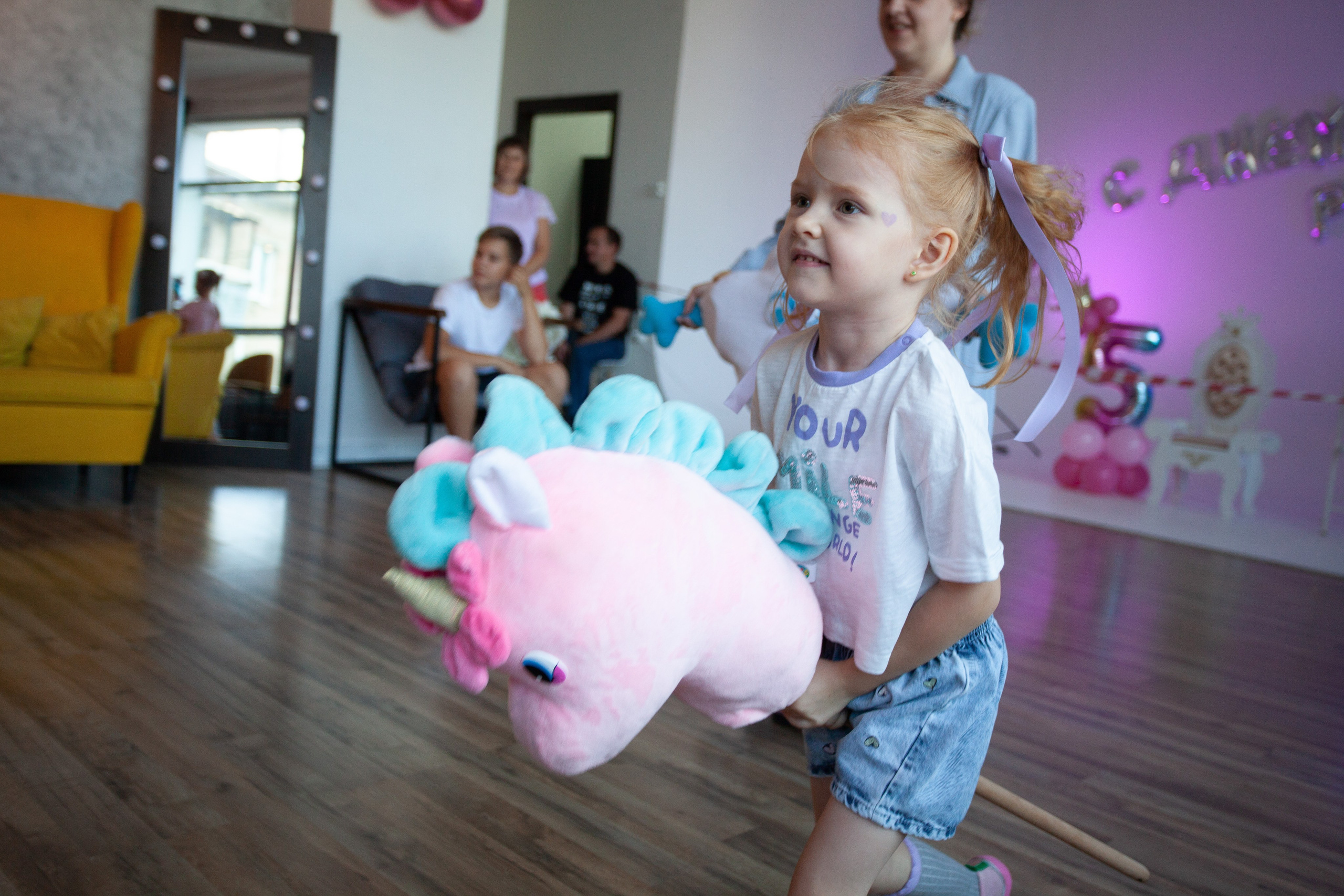 День рождения в фотостудии. Фотограф Дарья Локотко в Красноярске