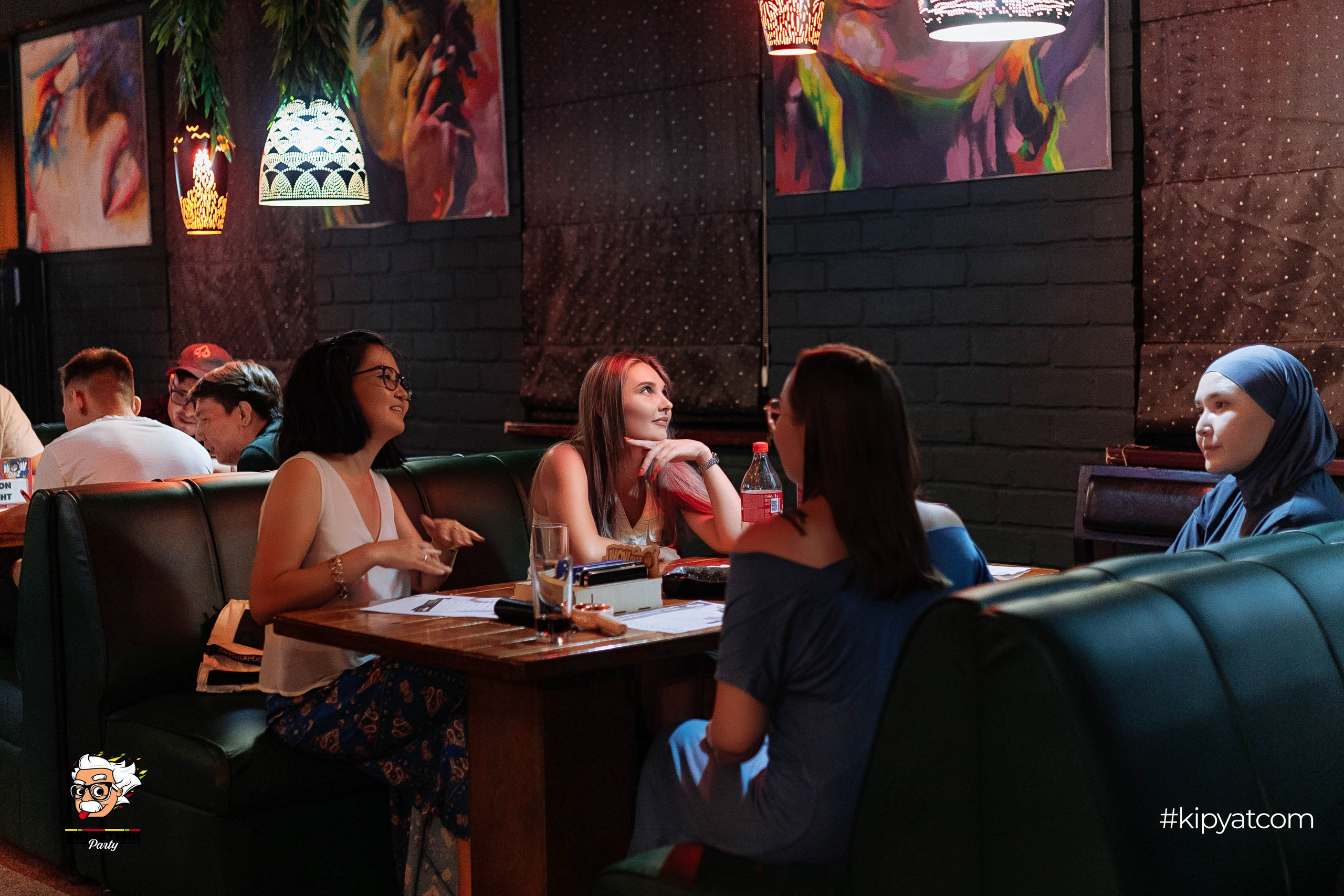 Эйнштейн Party