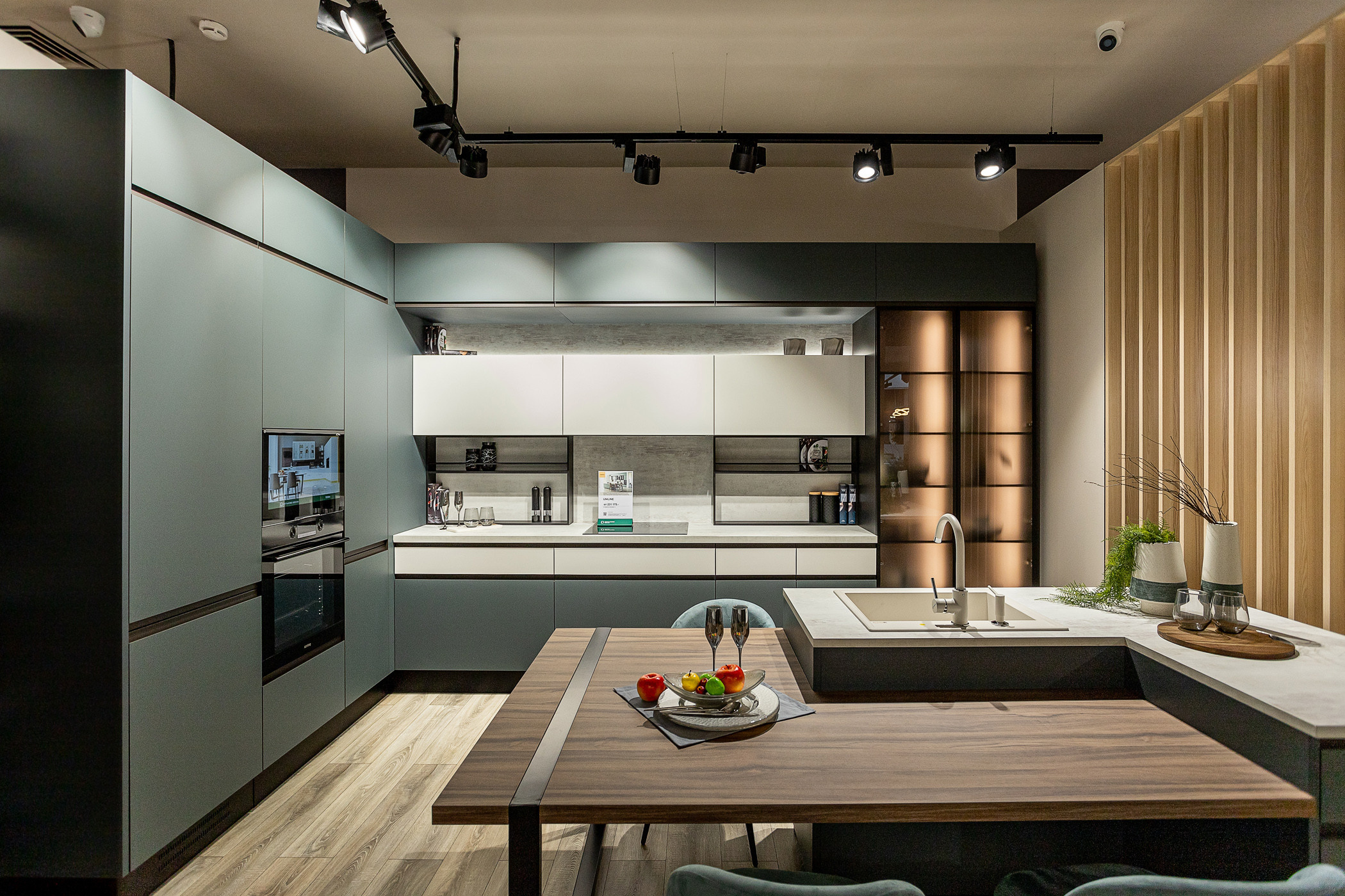 Интерьерный и фуд фотограф в Сочи Дмитрий Арно