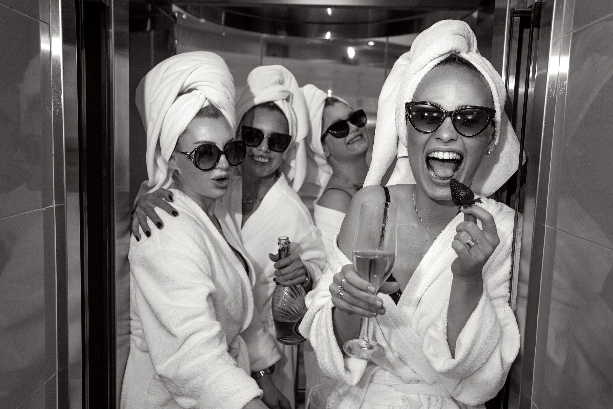 Фотосессии. Женский портрет. Интерьерный и фуд фотограф в Сочи Дмитрий Арно