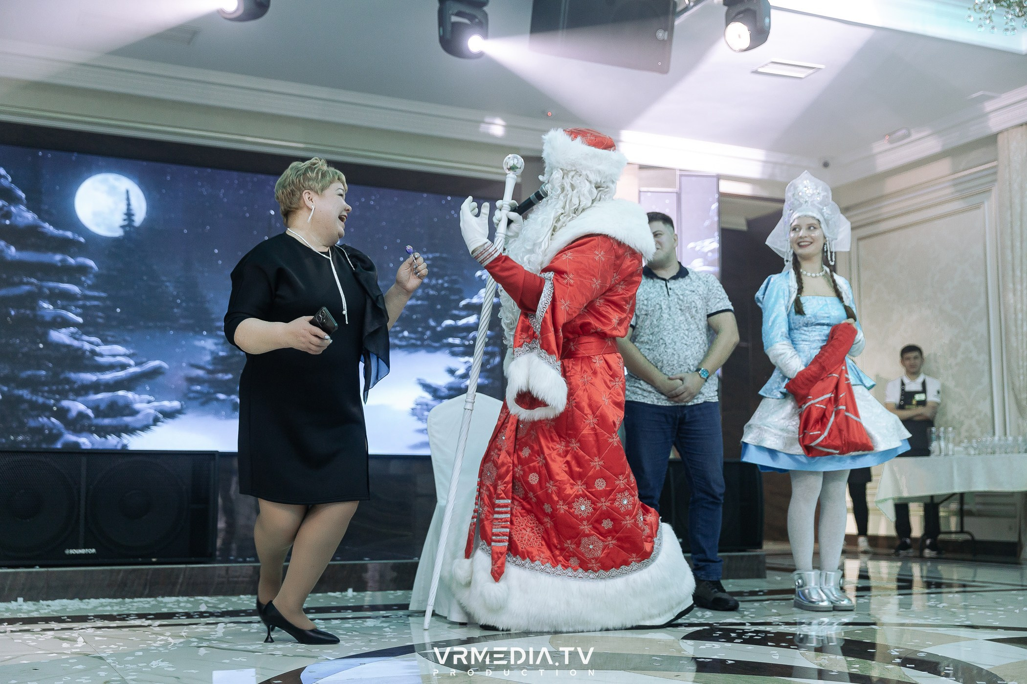 Новогодний вечер в ресторане «Лазурный Берег»