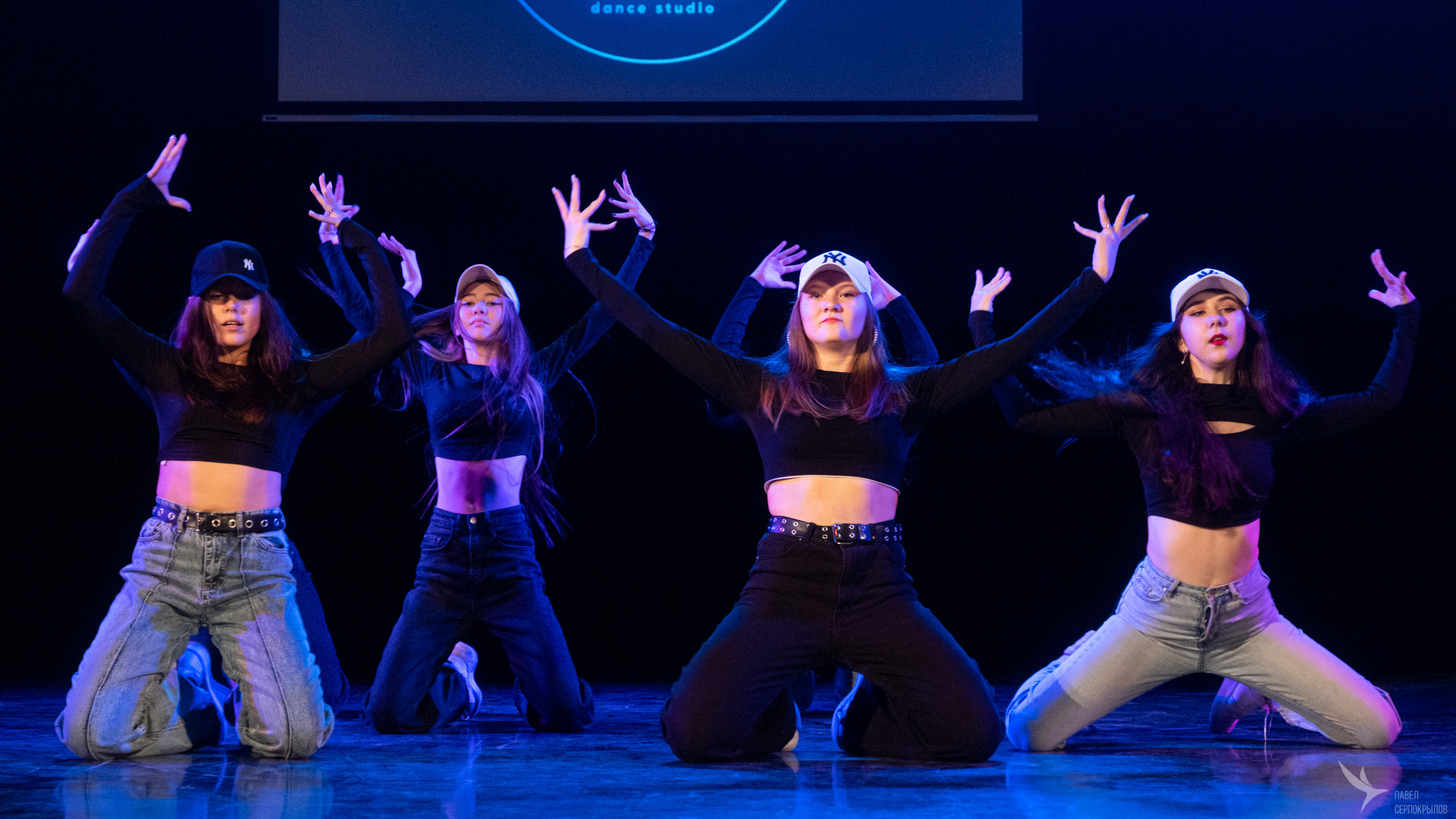 Pineappledi dance. Репортажный фотограф в Казани Павел Серпокрылов