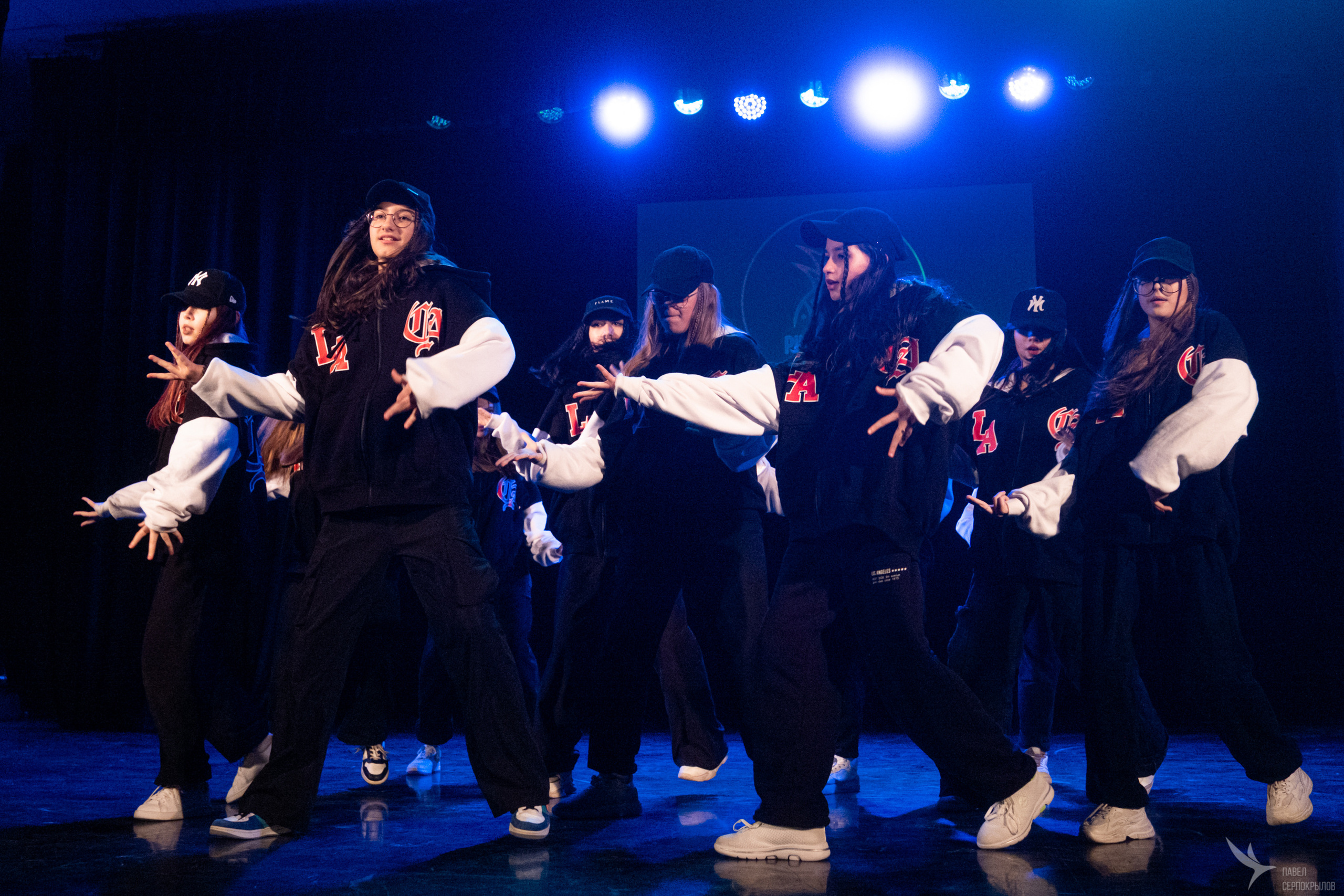 Pineappledi dance. Репортажный фотограф в Казани Павел Серпокрылов