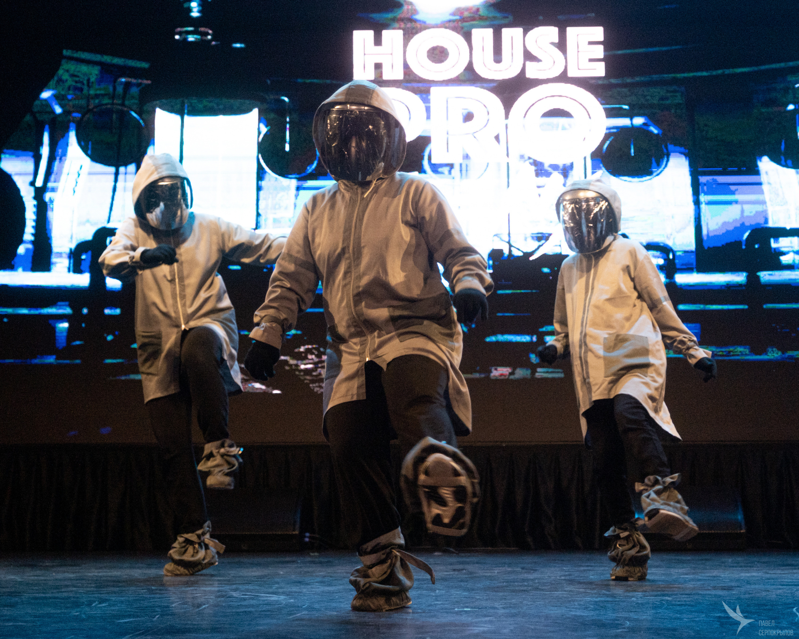 Отчетный концерт танцевальной кузницы «HOUSEPRO». Репортажный фотограф в Казани Павел Серпокрылов