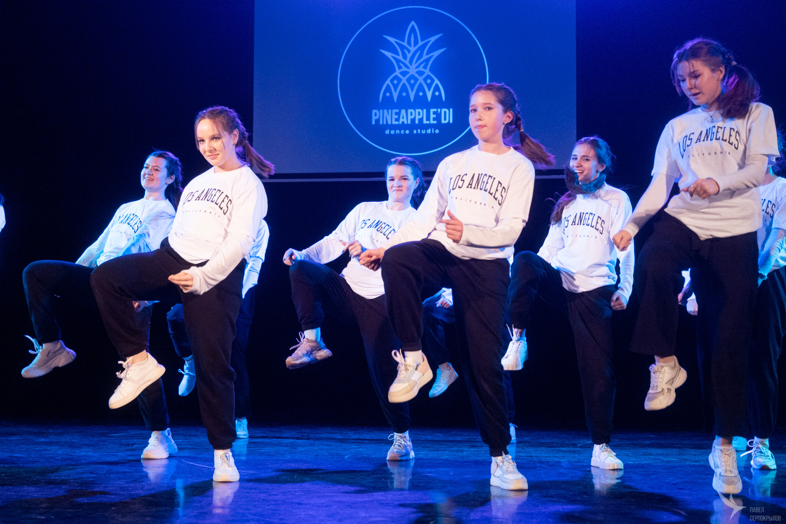 Pineappledi dance. Репортажный фотограф в Казани Павел Серпокрылов