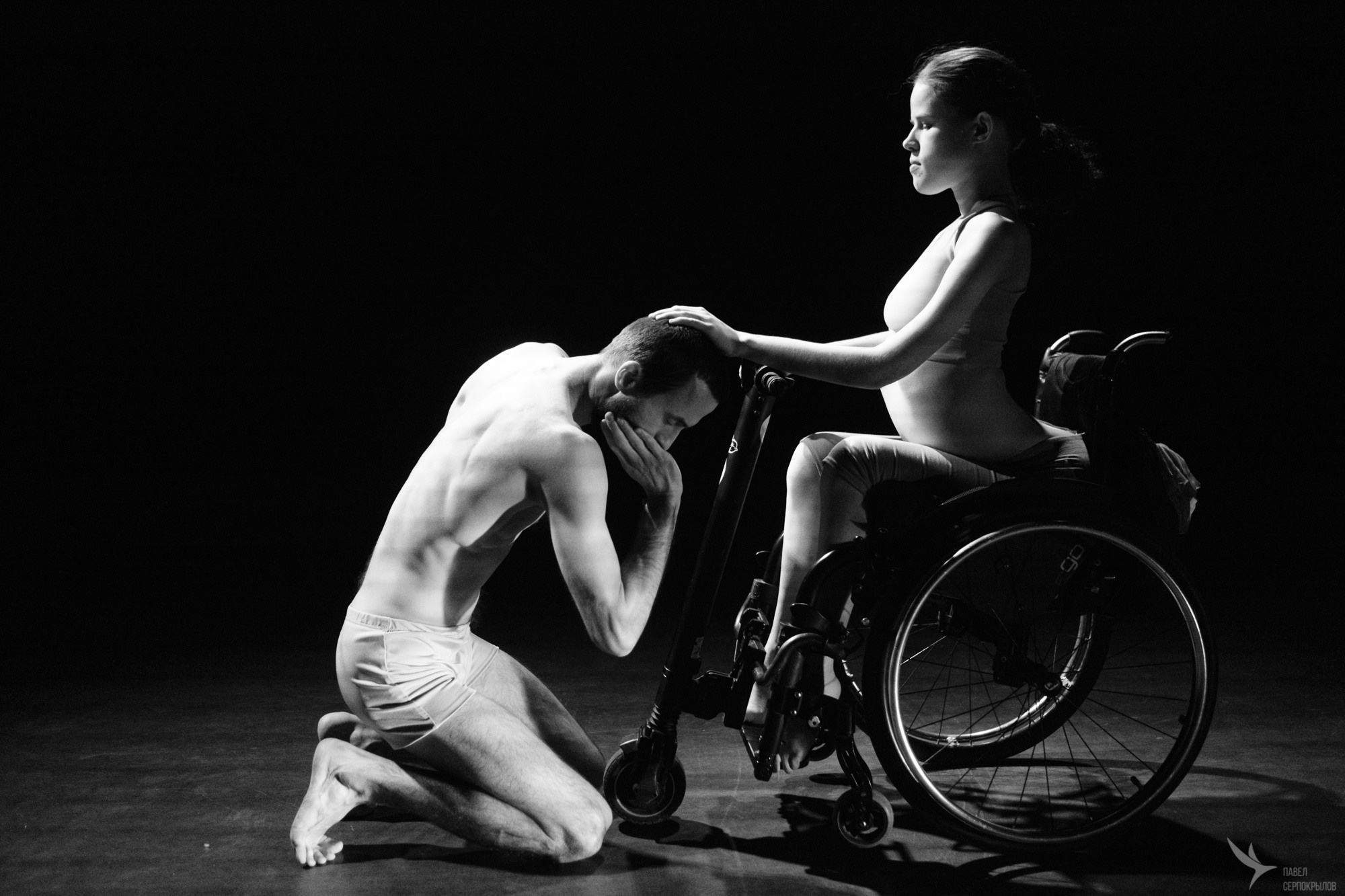 Пластический спектакль «Отстань от себя». Репортажный фотограф в Казани Павел Серпокрылов