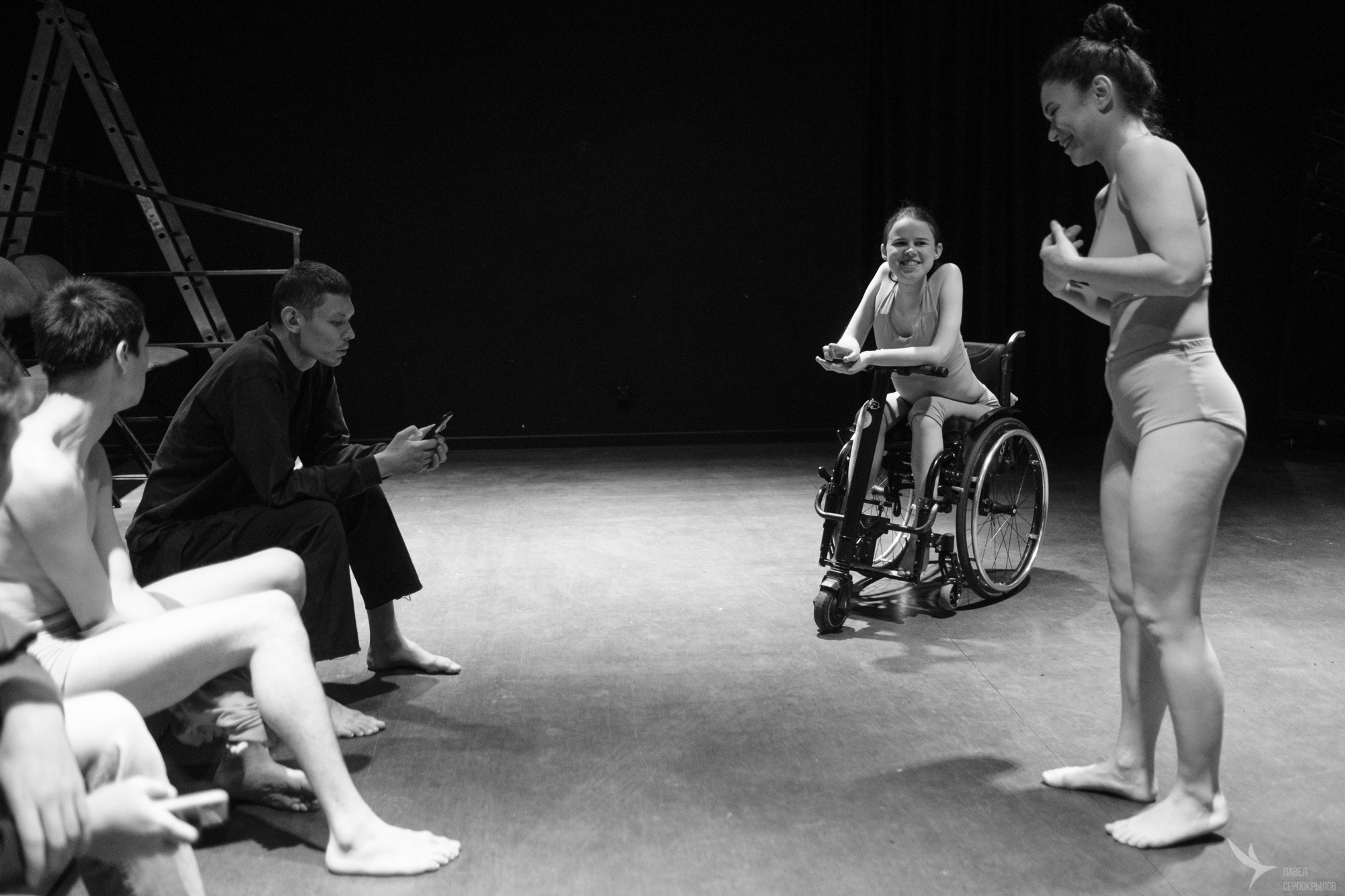 Пластический спектакль «Отстань от себя». Репортажный фотограф в Казани Павел Серпокрылов