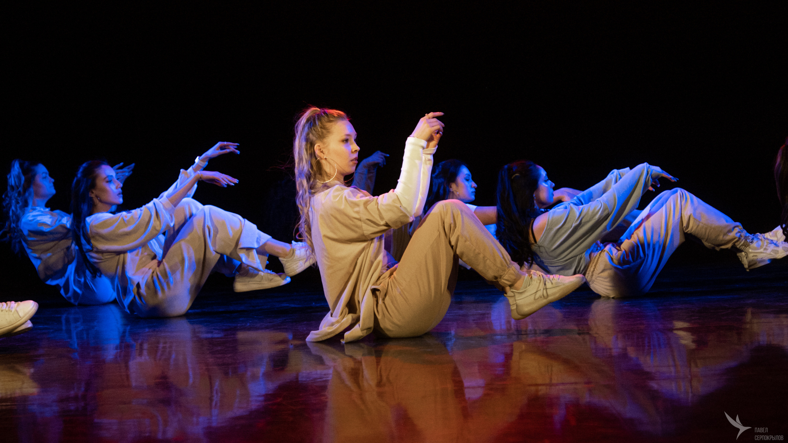 Зимний отчётный концерт танцевальной школы «Kapinosdance». Репортажный фотограф в Казани Павел Серпокрылов