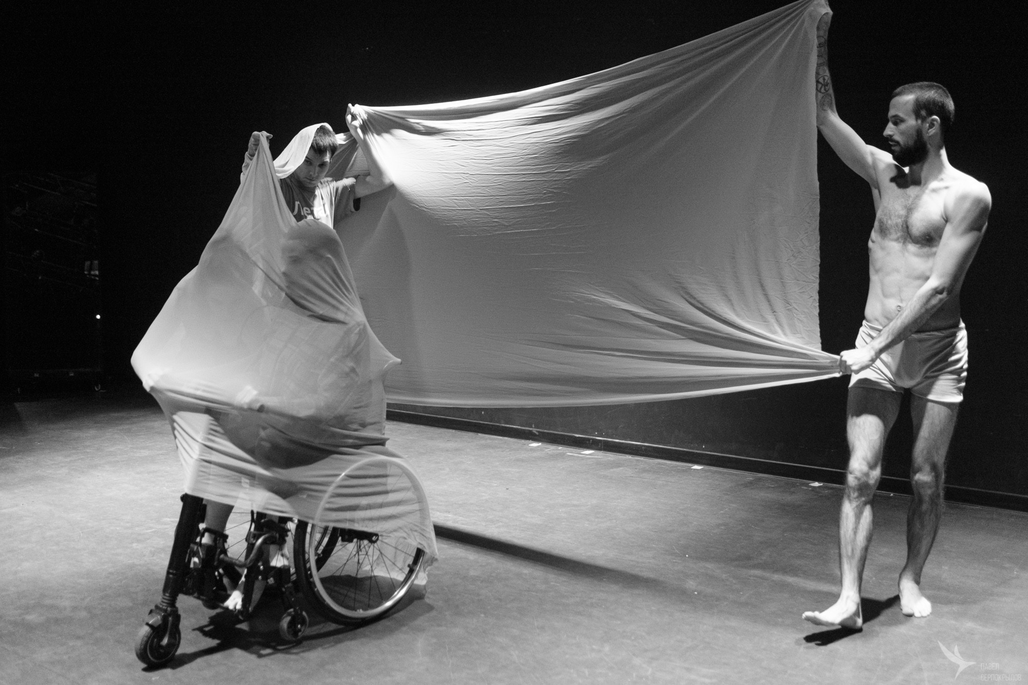 Пластический спектакль «Отстань от себя». Репортажный фотограф в Казани Павел Серпокрылов