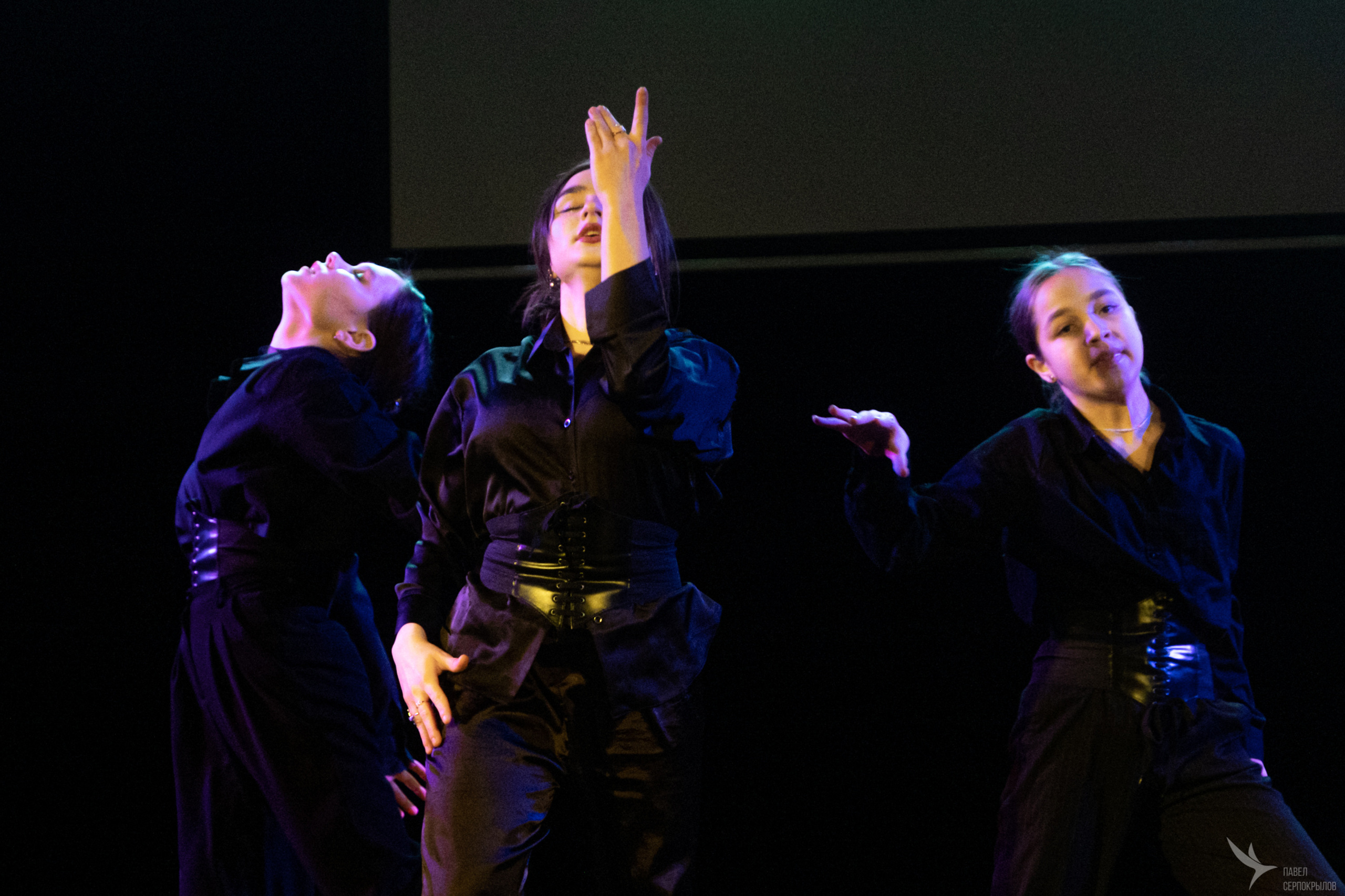 Зимний отчётный концерт танцевальной школы «Kapinosdance». Репортажный фотограф в Казани Павел Серпокрылов
