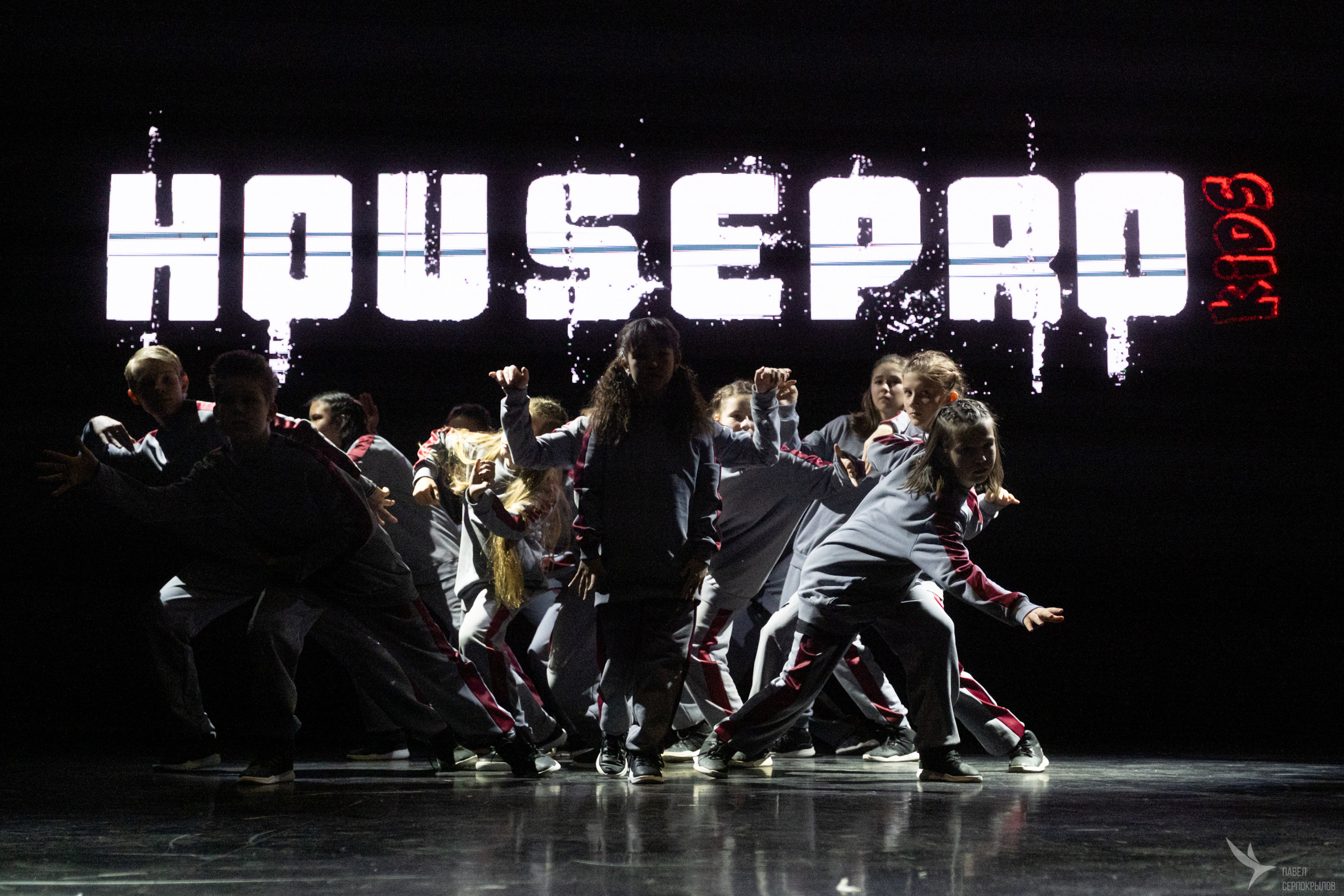 Отчетный концерт танцевальной кузницы «HOUSEPRO». Репортажный фотограф в Казани Павел Серпокрылов