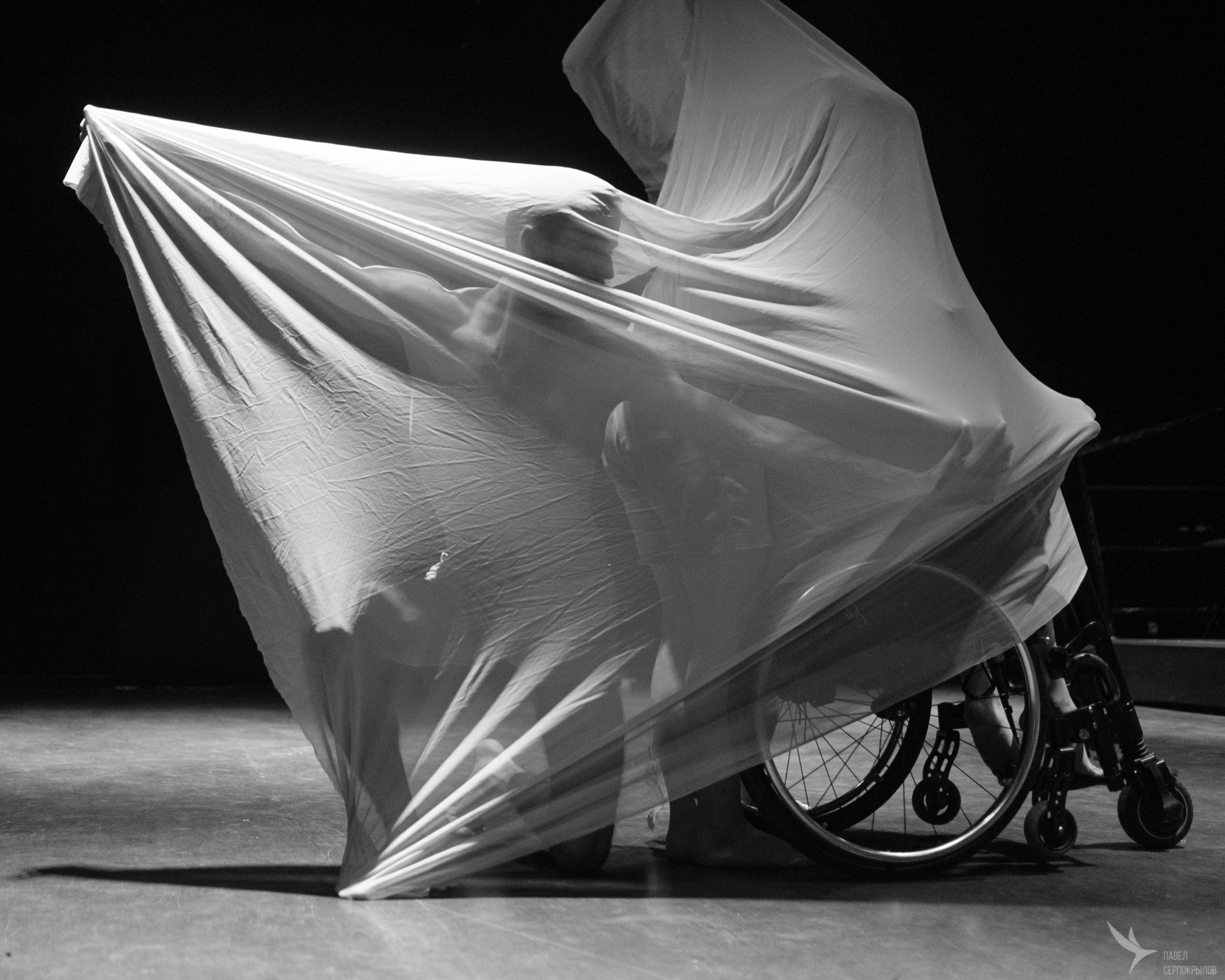 Пластический спектакль «Отстань от себя». Репортажный фотограф в Казани Павел Серпокрылов