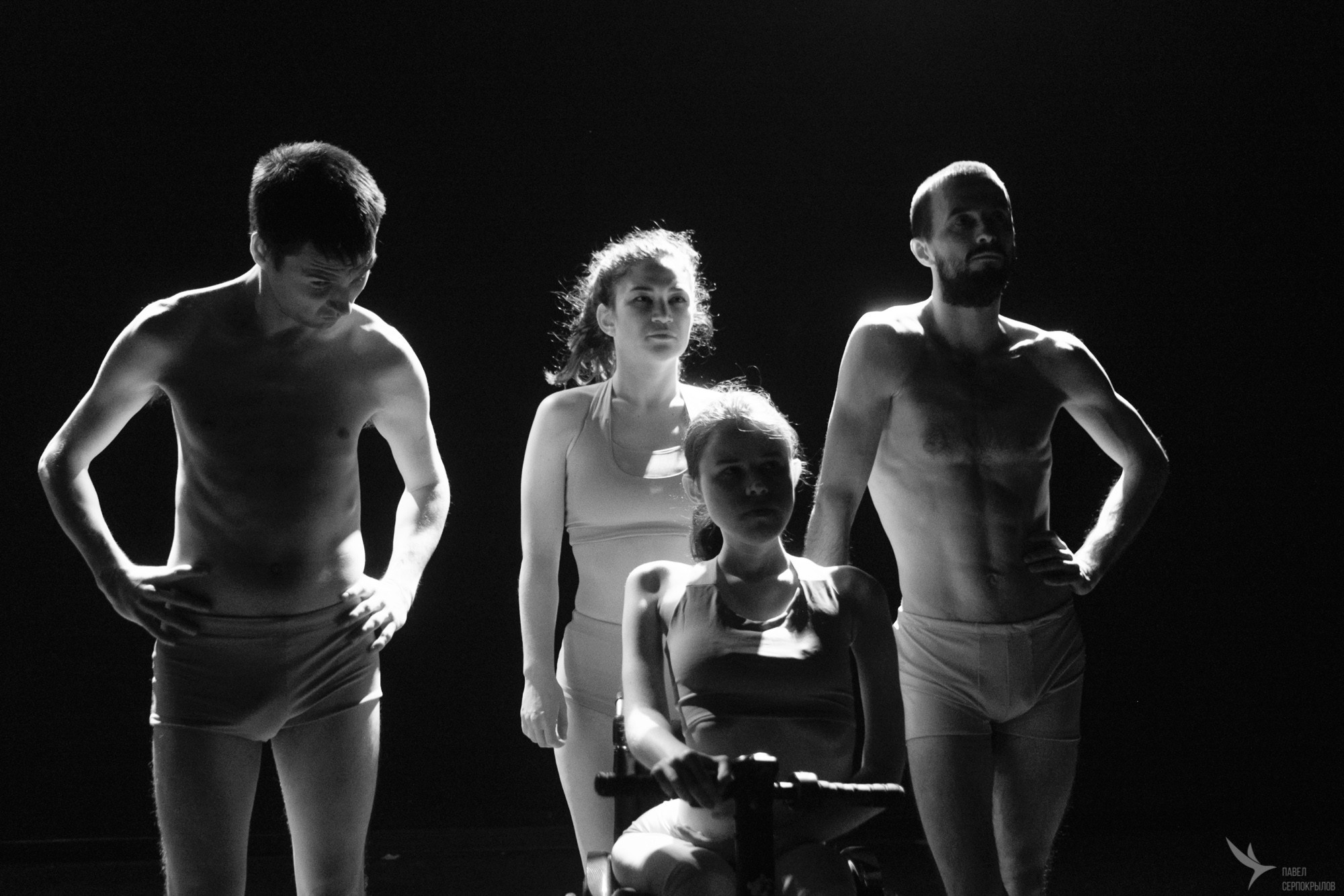 Пластический спектакль «Отстань от себя». Репортажный фотограф в Казани Павел Серпокрылов