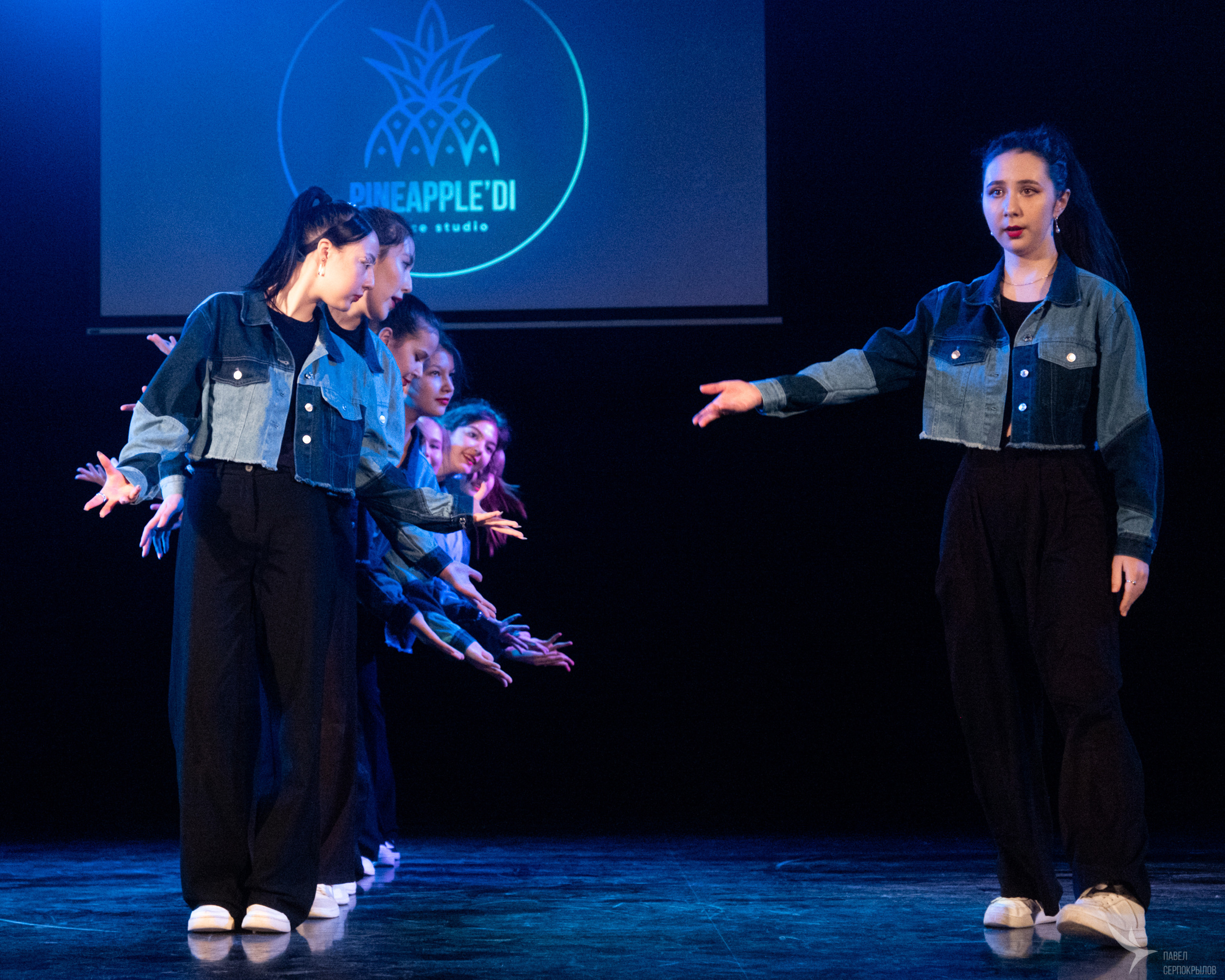 Pineappledi dance. Репортажный фотограф в Казани Павел Серпокрылов