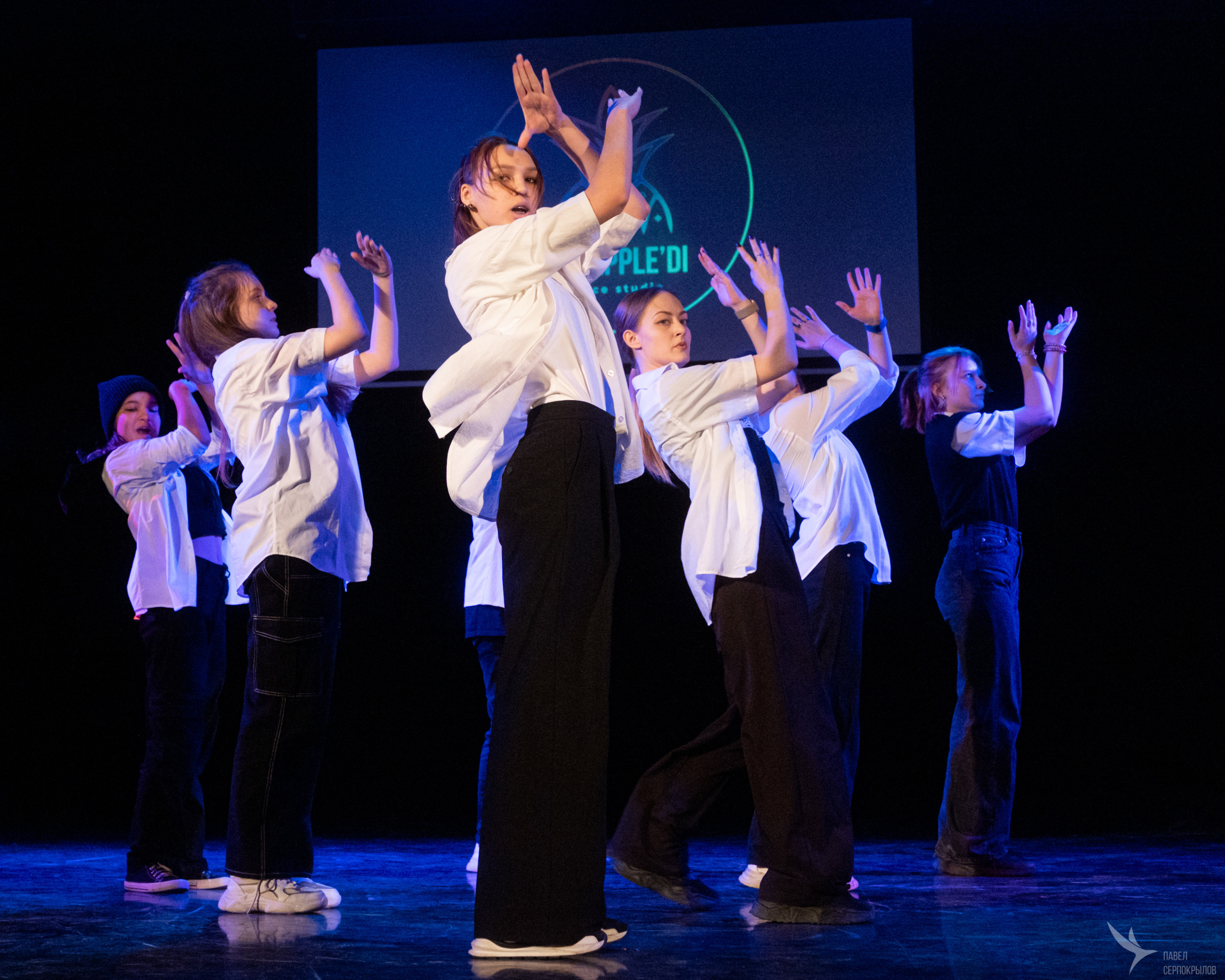 Pineappledi dance. Репортажный фотограф в Казани Павел Серпокрылов