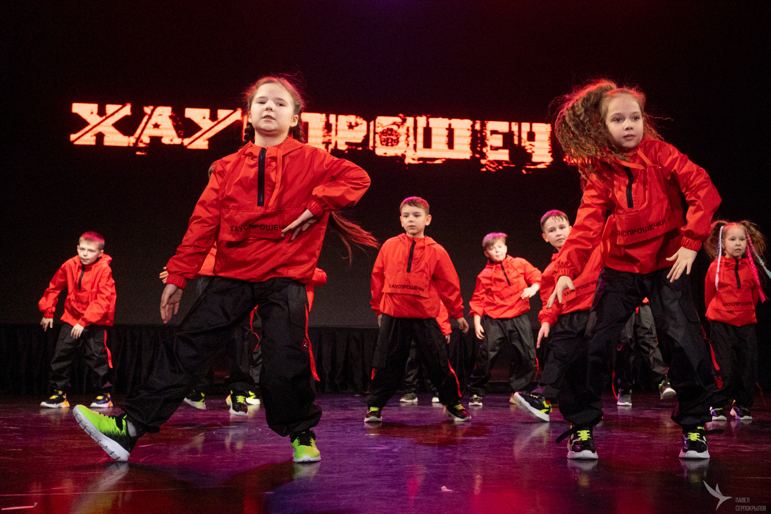 Отчетный концерт танцевальной кузницы «HOUSEPRO». Репортажный фотограф в Казани Павел Серпокрылов