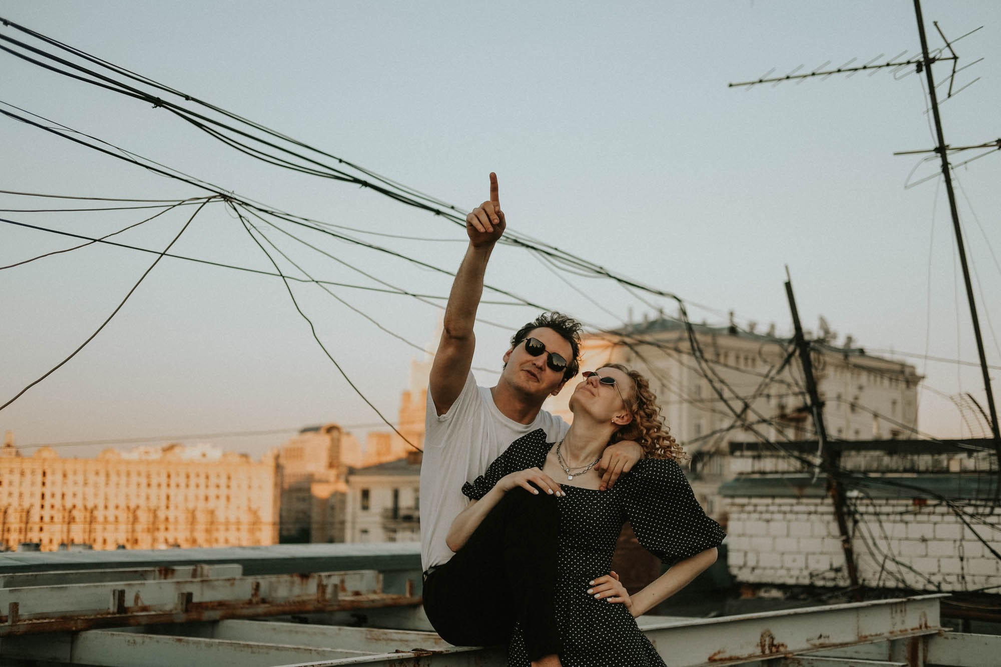 «полезли на крышу?» — «давай!». Свадебный фотограф Александра Тюлякова