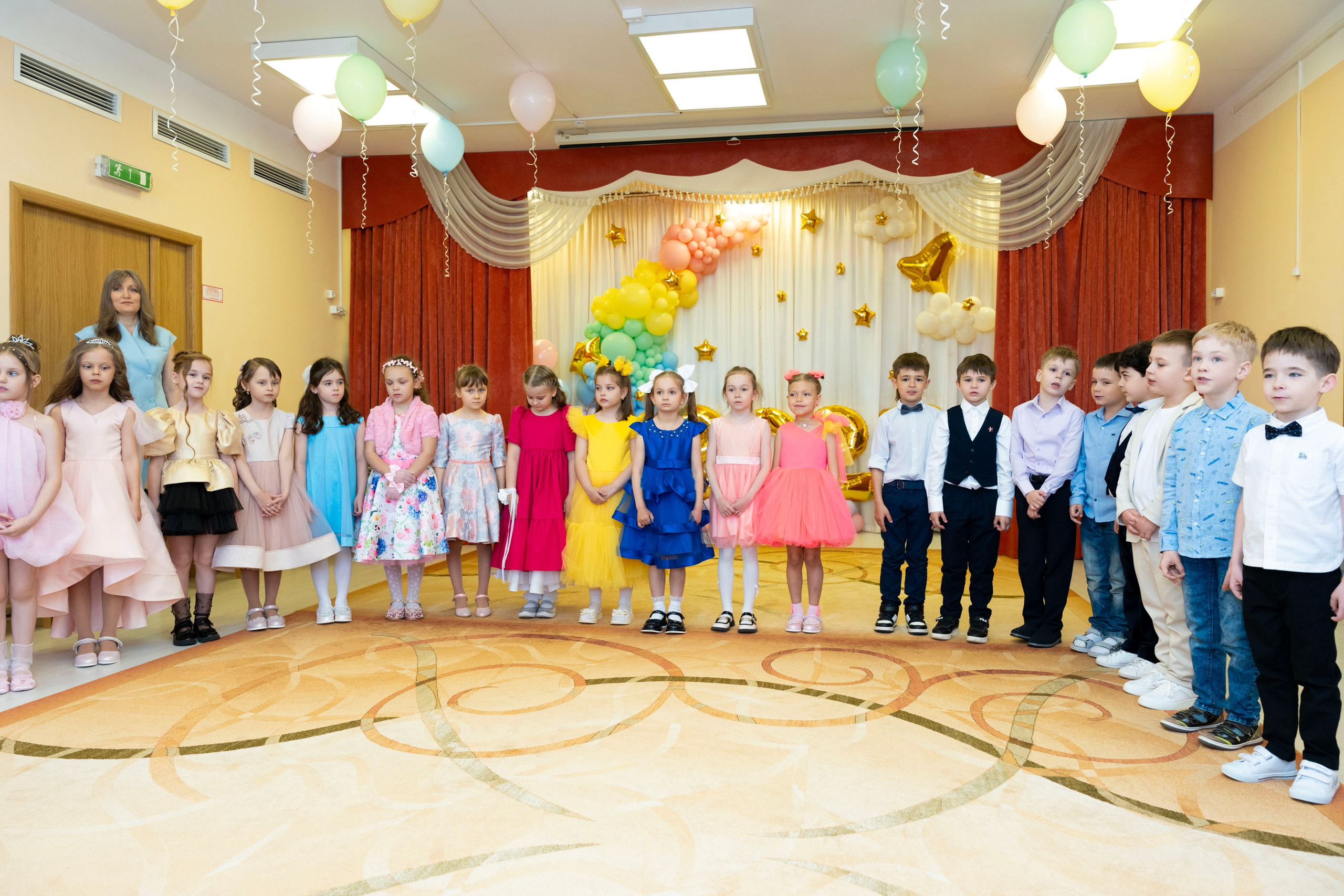 Выпускные в саду. Фотограф Юлия Попова