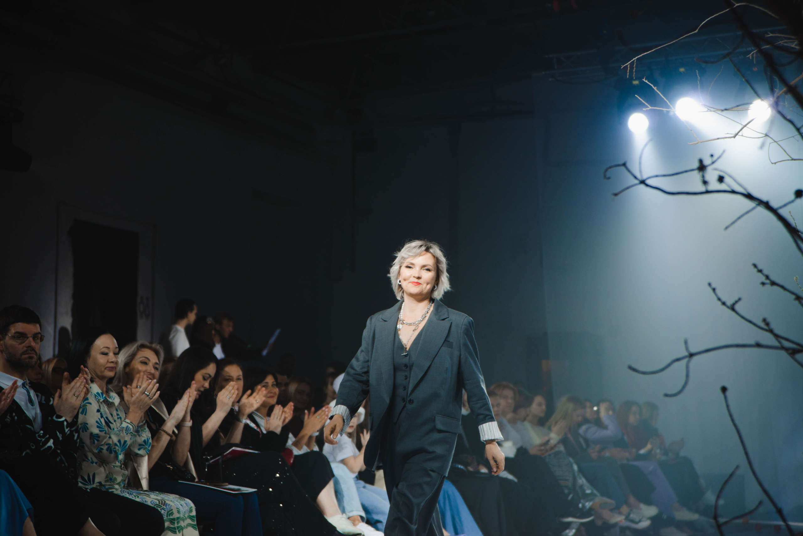 Показ «Красный Шум». Ксения Glossa. Портретный и репортажный фотограф в Самаре