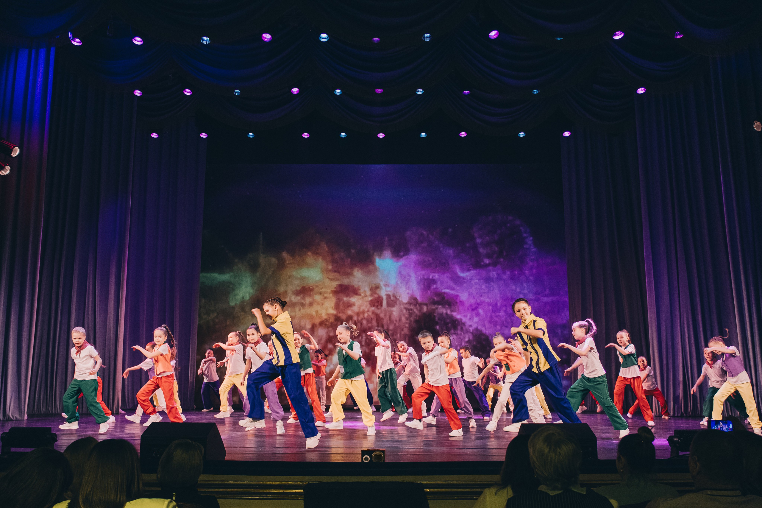 Танцевальный концерт. Фотограф в Иркутске Анна Мирошникова