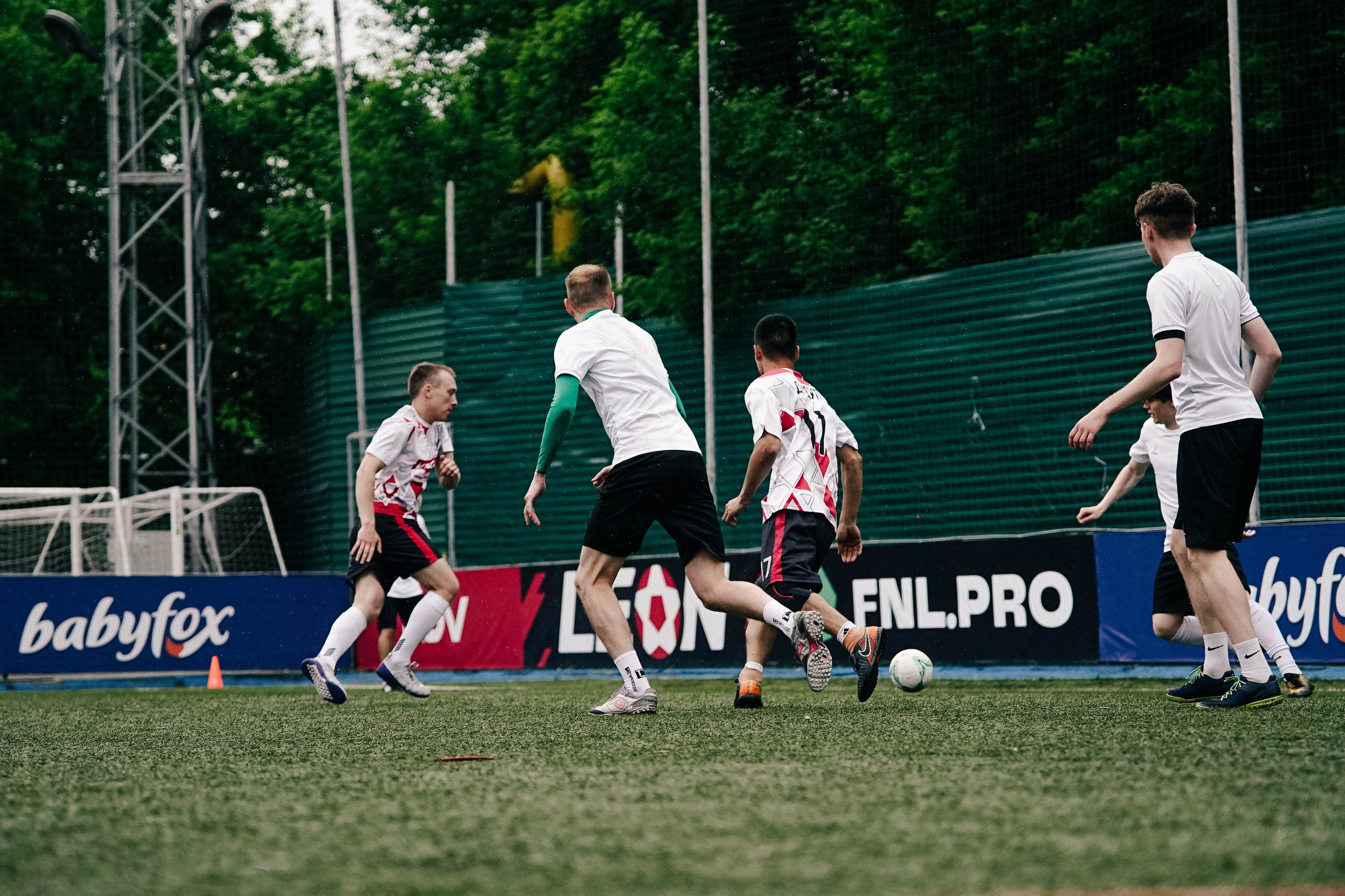 SPORT SHOOTS. Awes fram