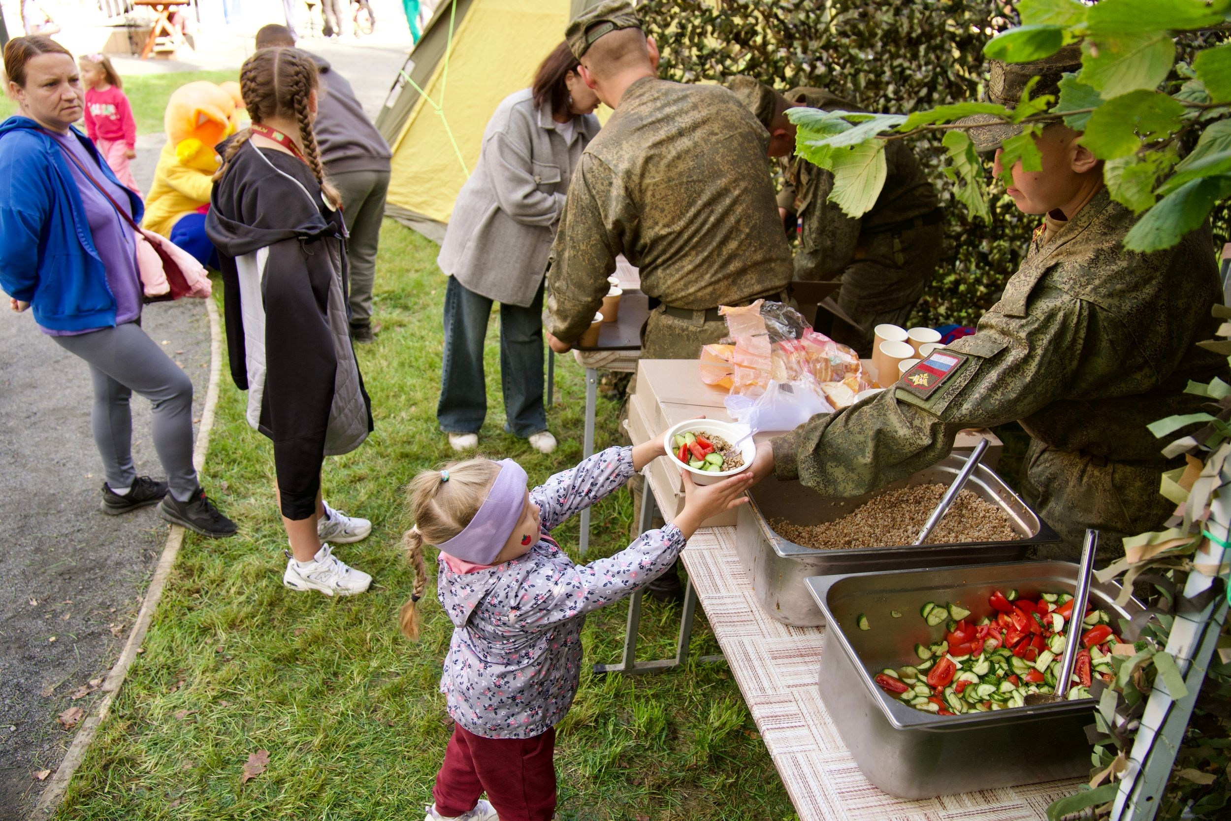 Забег в парке «Дубки». Кафе «БЕЛКА НАШЕПТАЛА». Ну оооочень концептуальное кафе