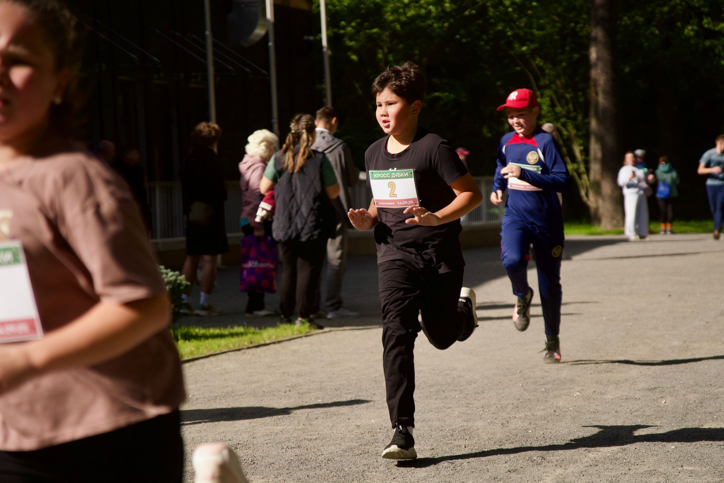 Забег в парке «Дубки». Кафе «БЕЛКА НАШЕПТАЛА». Ну оооочень концептуальное кафе