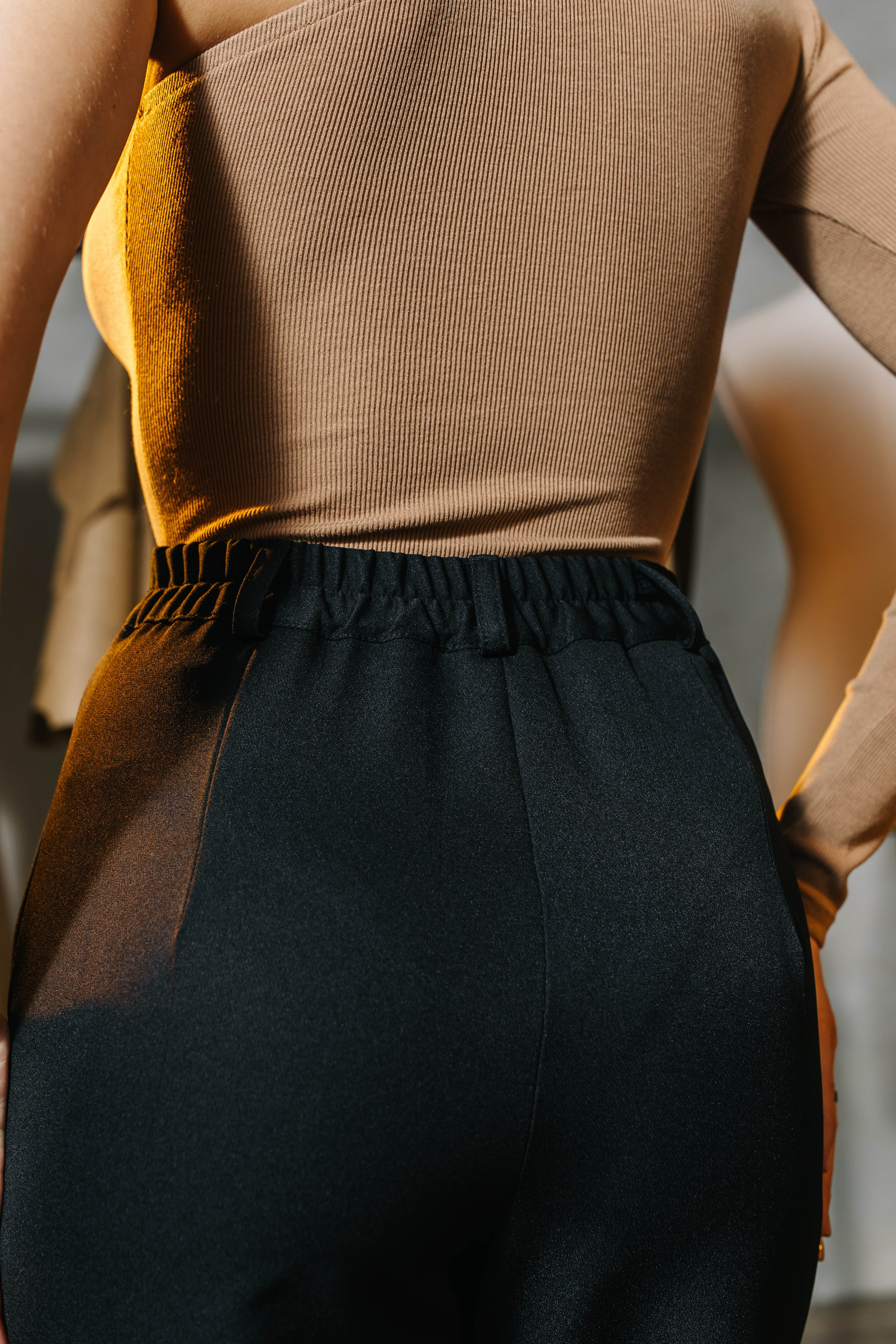 Реклама Брюк. Профессиональный фотограф