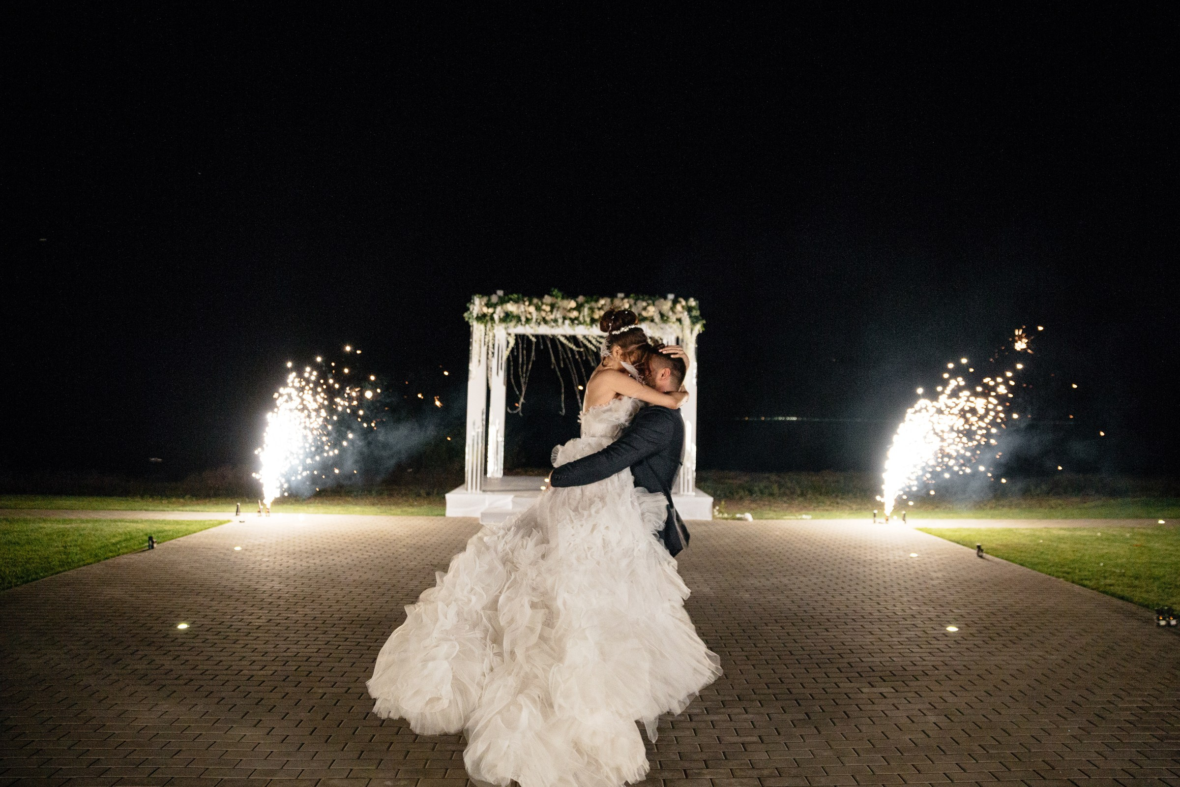 Свадебная фотосессия Ростома и Николь. Профессиональный фотограф в Волгодонске и Ростове Владимир Казак