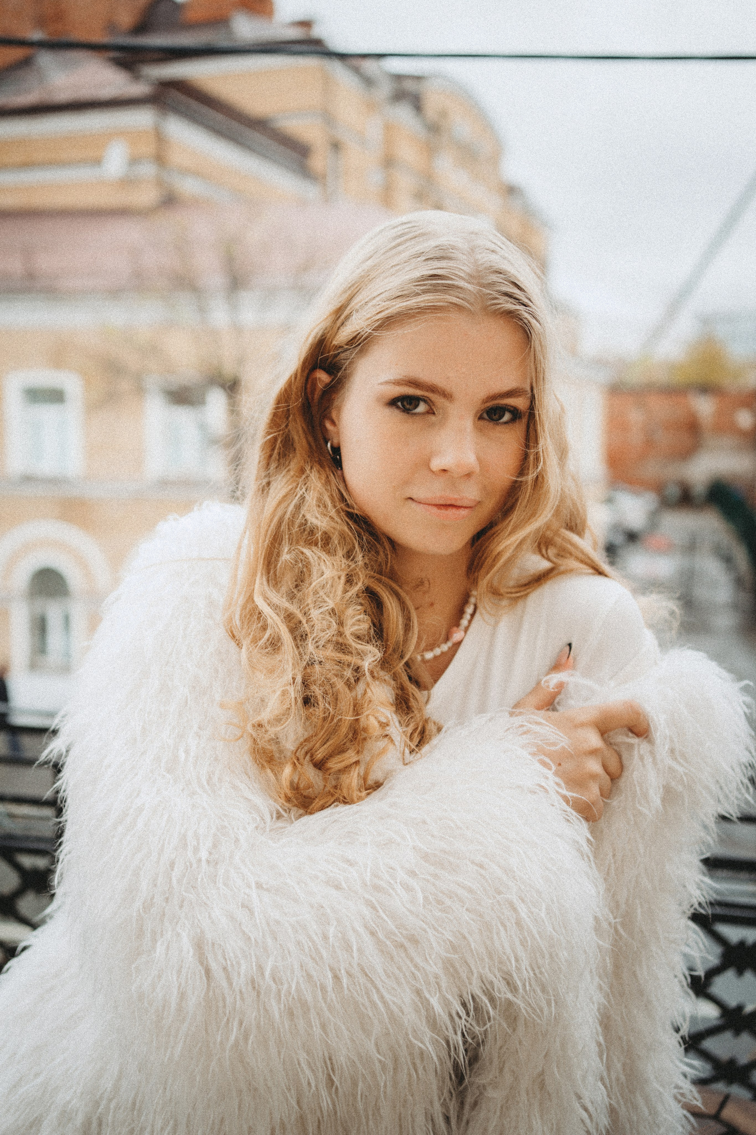 Полина. Главная