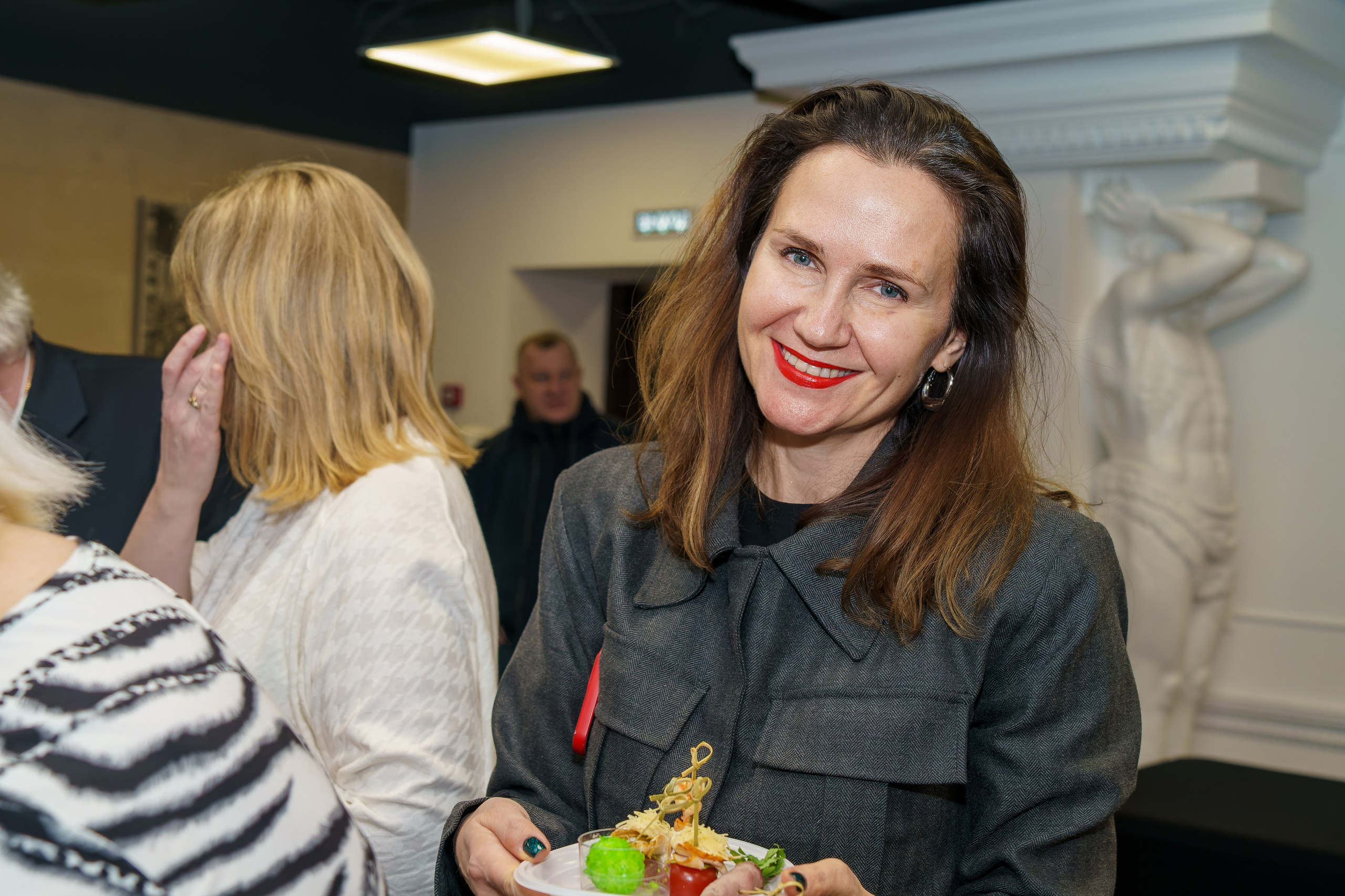 Фотосъёмка корпоратив, тимбилдинг, фотосессия на корпоративе. «Студия DRONAVT`s» — видеосъёмка и фотография г. Москва