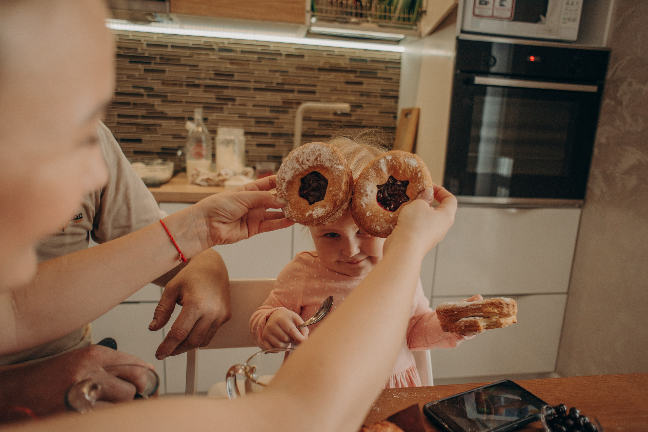 Мы пекли булочки. Семейный фотограф в Петрозаводске Ксения Крупская