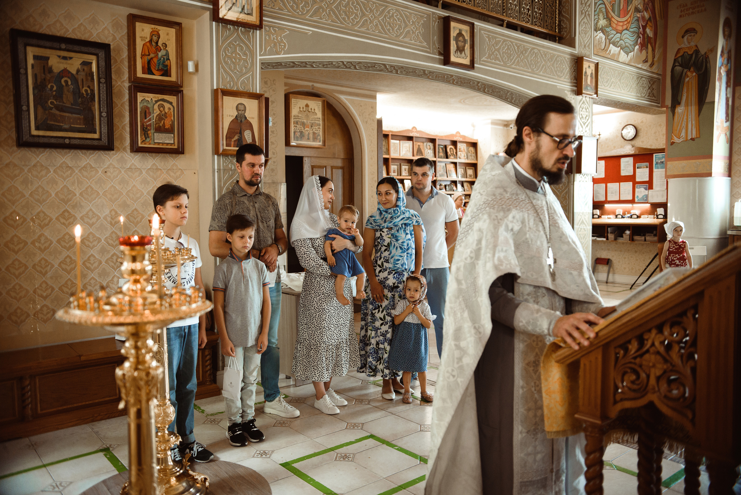 Крещение в Церкви Александра Невского. Семейный фотограф в г.Москве Катя Норм