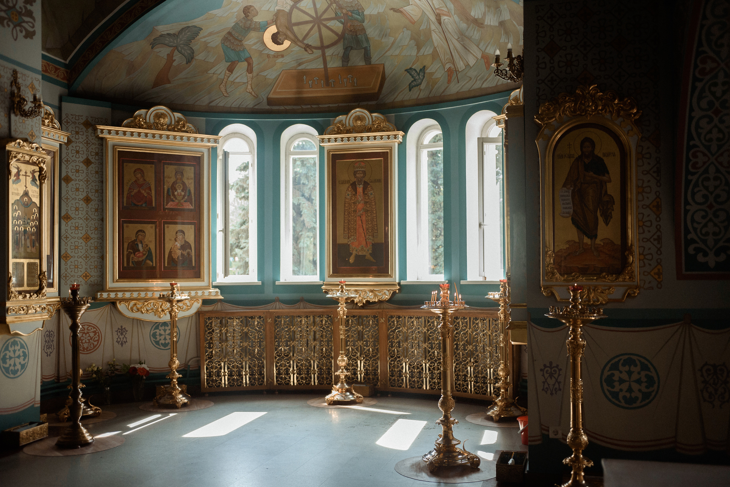 Крещение в Соборе Георгия Победоносца. Семейный фотограф в г.Москве Катя Норм