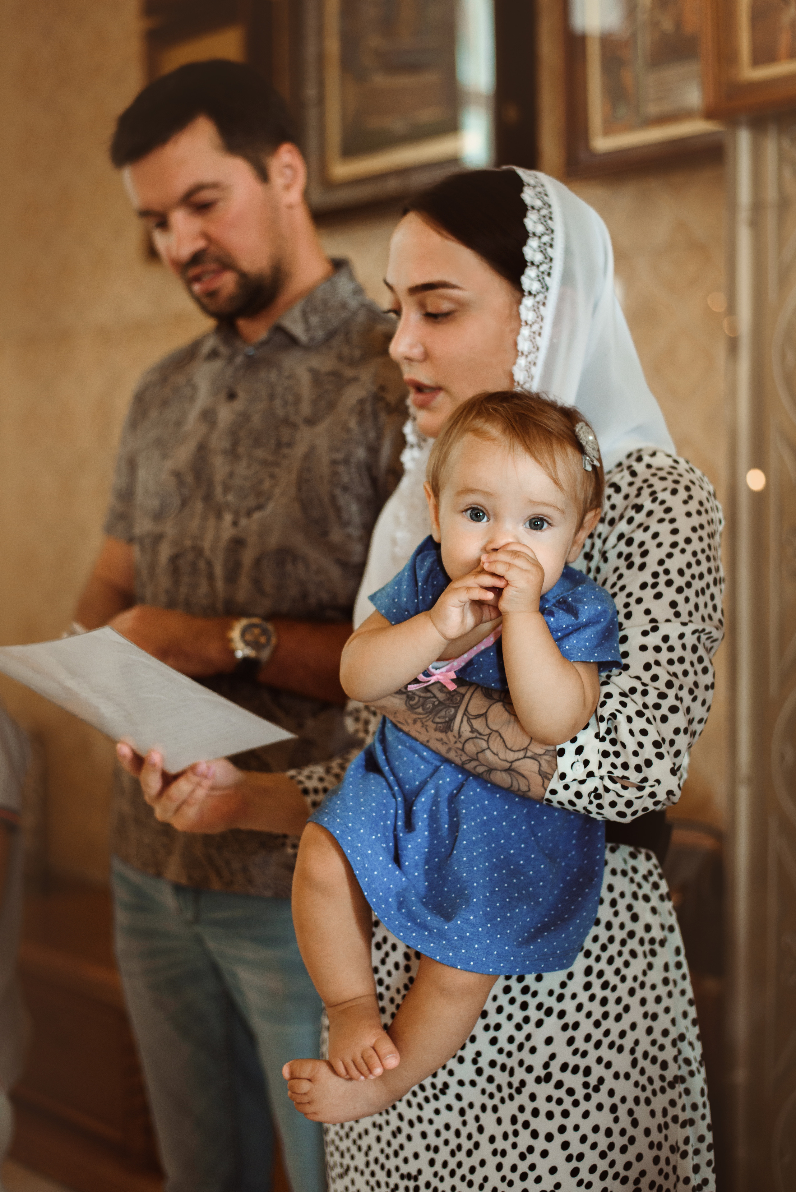 Крещение в Церкви Александра Невского. Семейный фотограф в г.Москве Катя Норм
