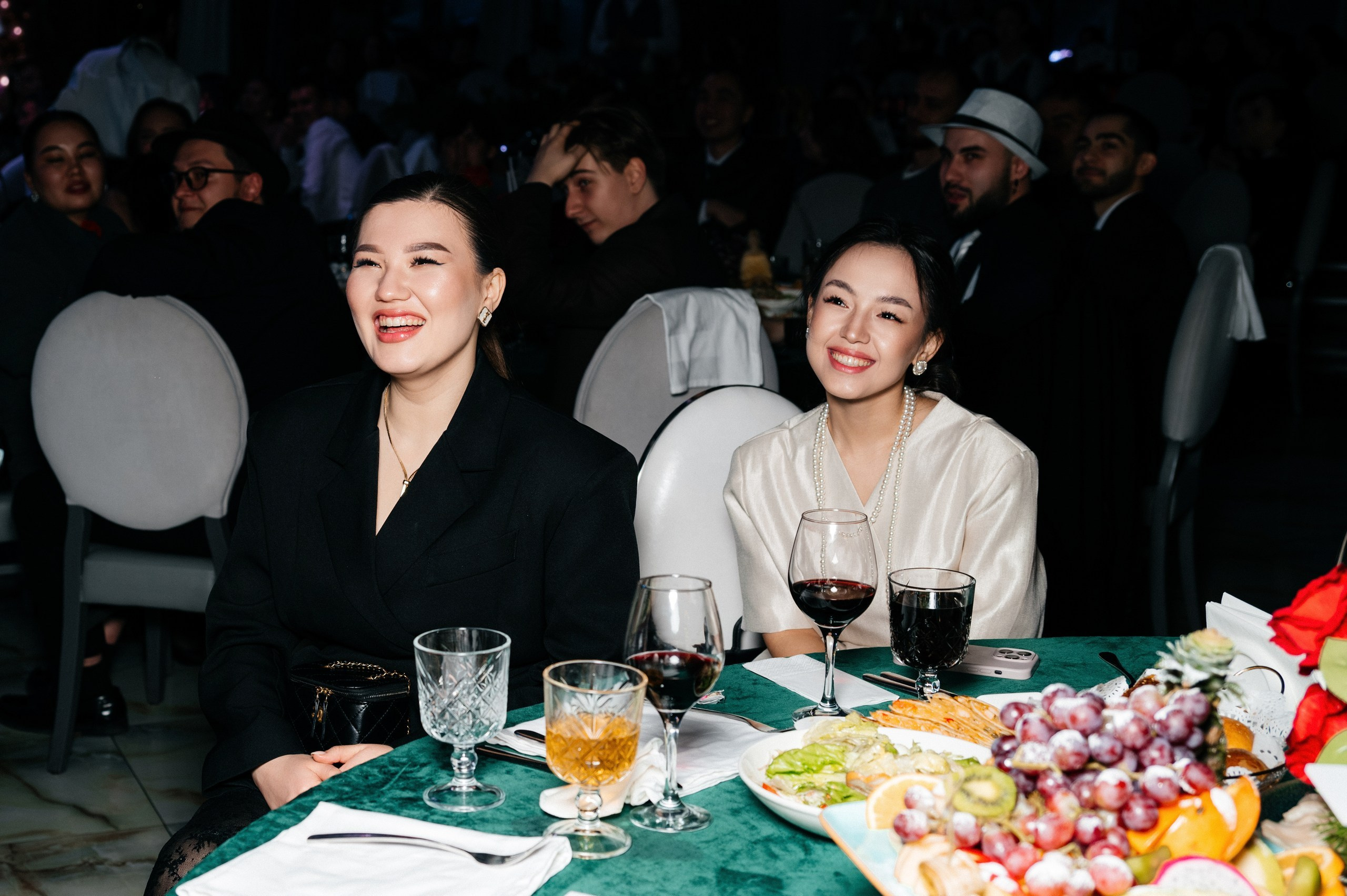 Галерея Новостроек. Фотограф в Алматы — Алексей Коньков | Репортаж, свадьбы, портреты