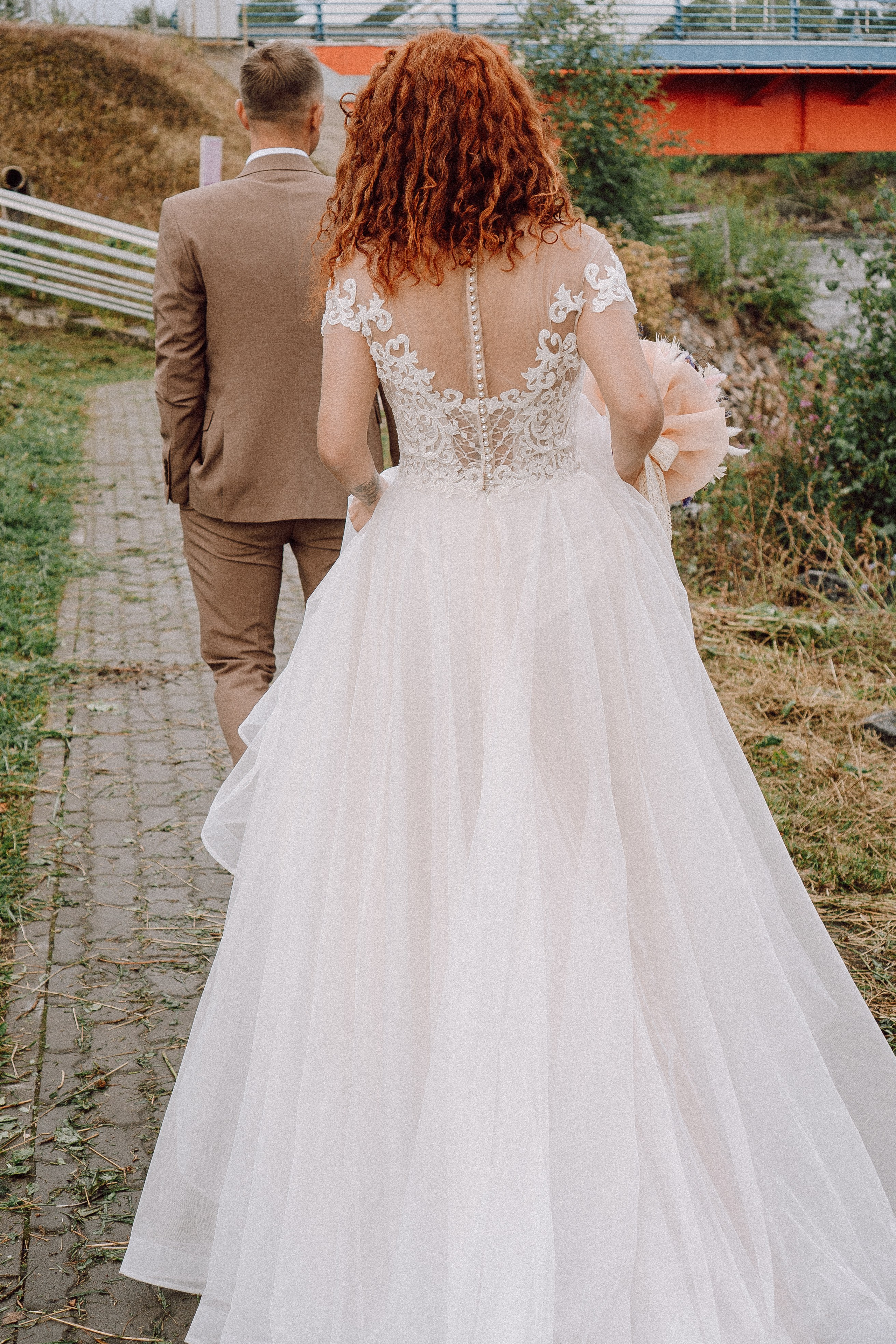 СВАДЕБНАЯ ФОТОСЕССИИЯ ПАРЫ В ГОРОДЕ ПРИОЗЕРСК В СОСНОВОМ ЛЕСУ И С ПИКАПОМ. Профессиональный фотограф, Санкт-Петербург — Виктория Богомолова