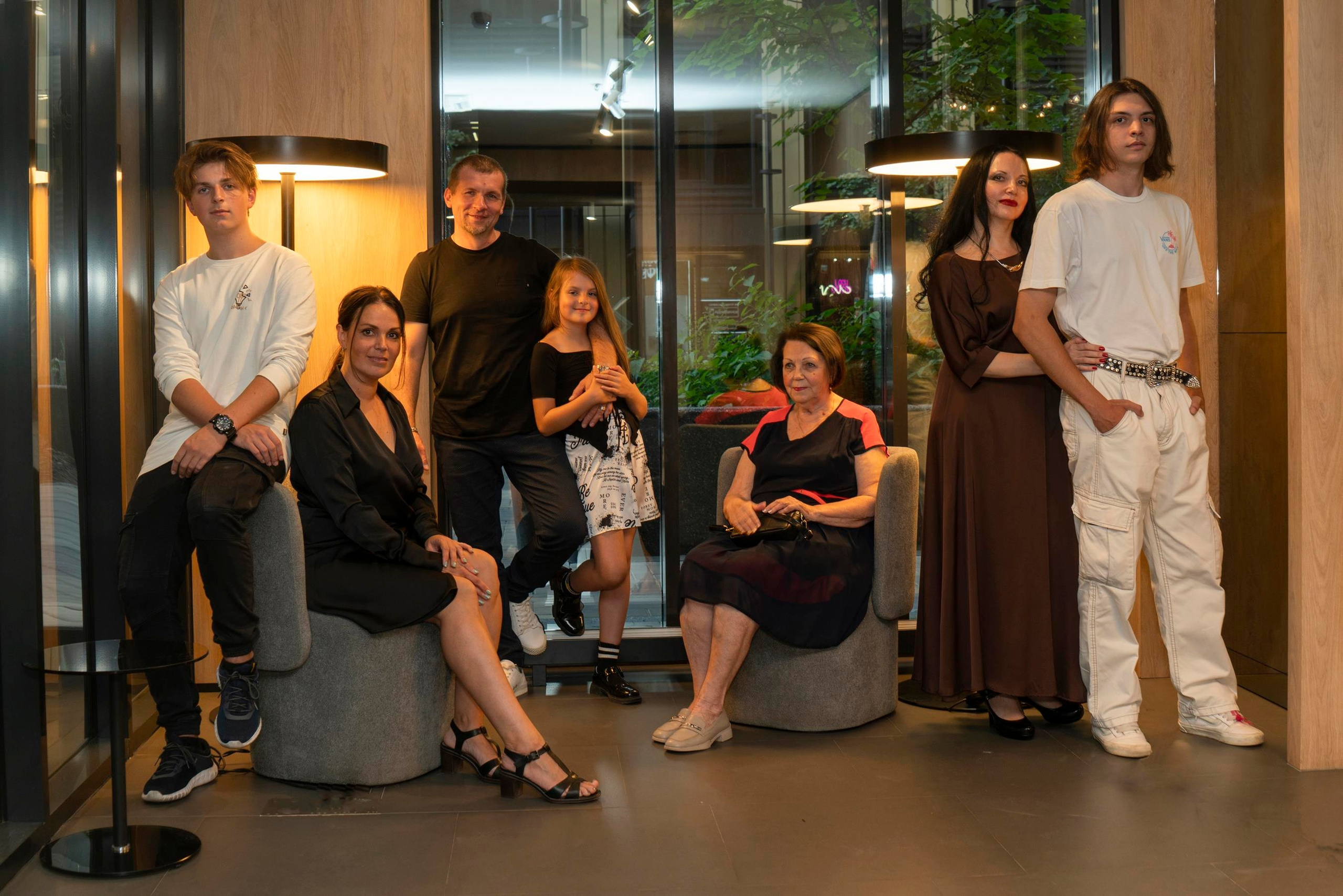 Групповые портреты с разных локаций. Свадебный, семейный и контент фотограф в Санкт- Петербурге Елена Грие