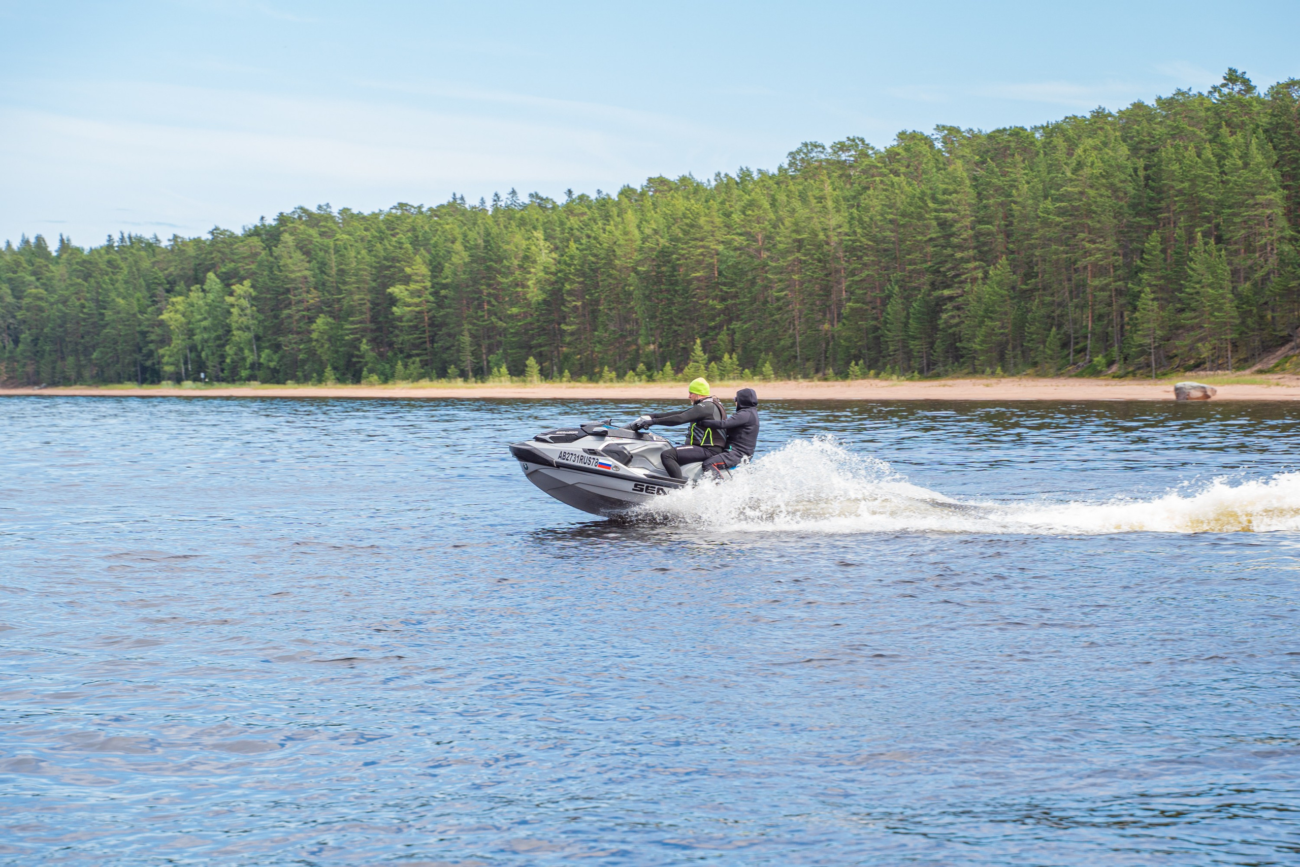 Гидровыезд в Коневский мужской монастырь. Свадебный, семейный, портретный, репортажный фотограф в Санкт-Петербурге