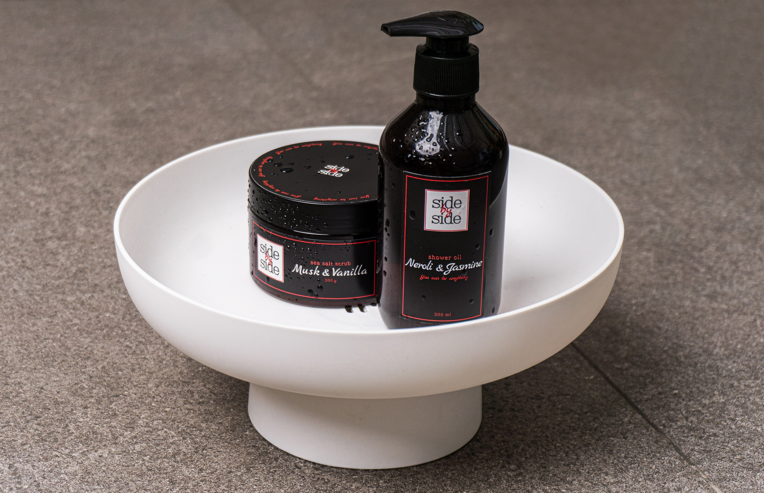 Side by side. Фотограф