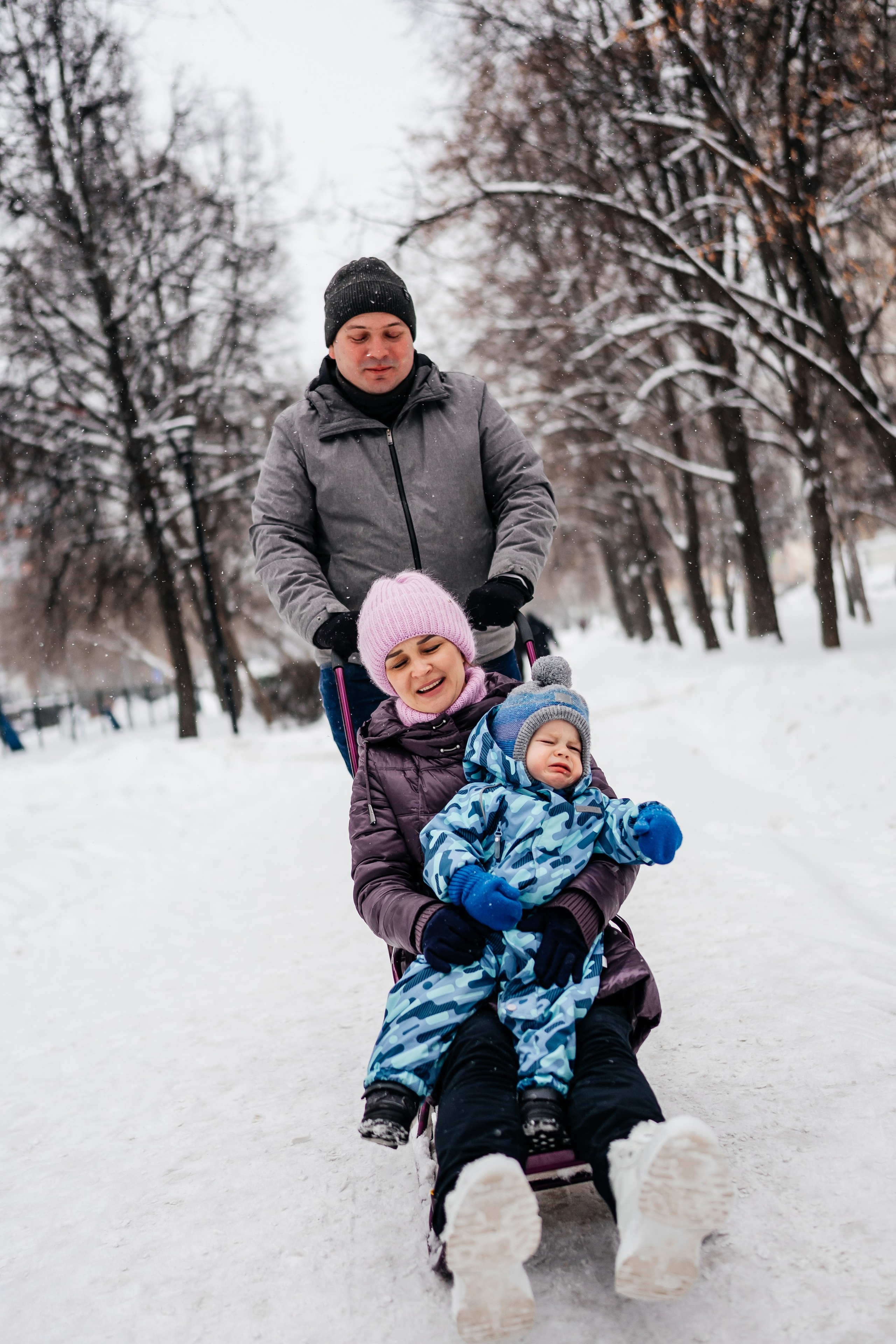 Украшаем ёлочку. Малыш Костя. Семейный фотограф в Москве Ирина Жур