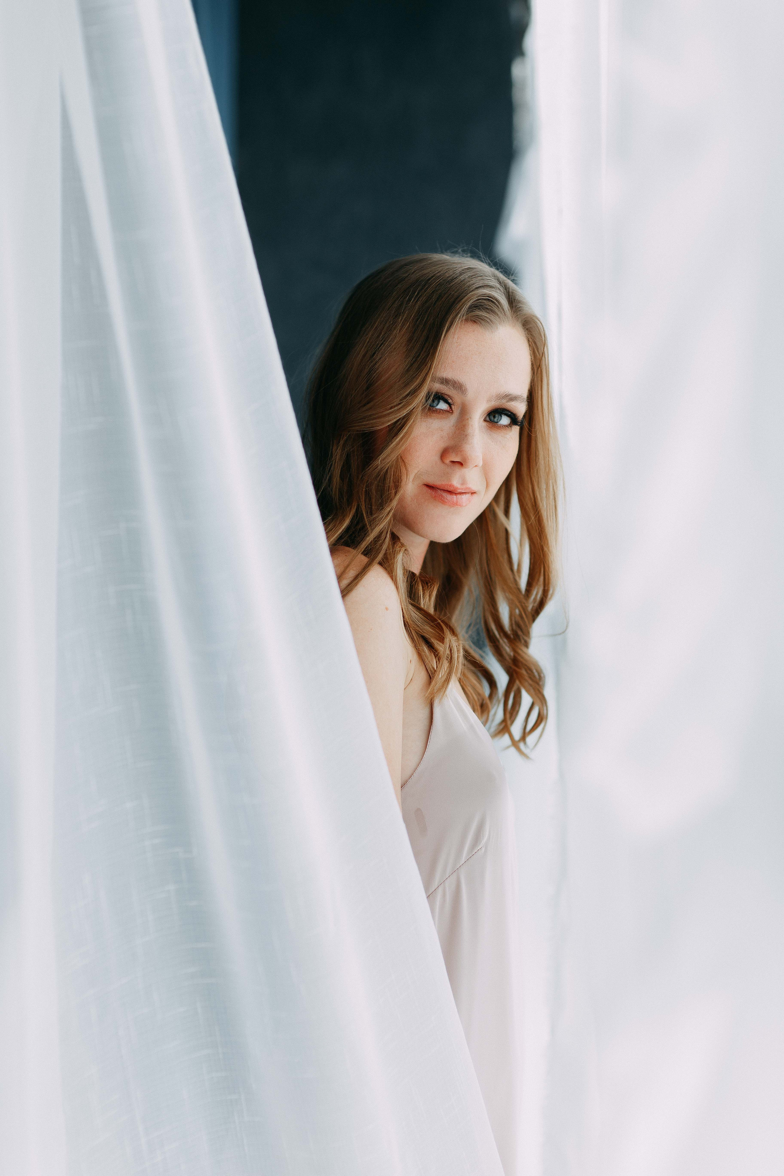 Валя «Внутреннее спокойствие и чувственность». Женский фотограф и фототерапевт в Алмате Камиля Сабитова