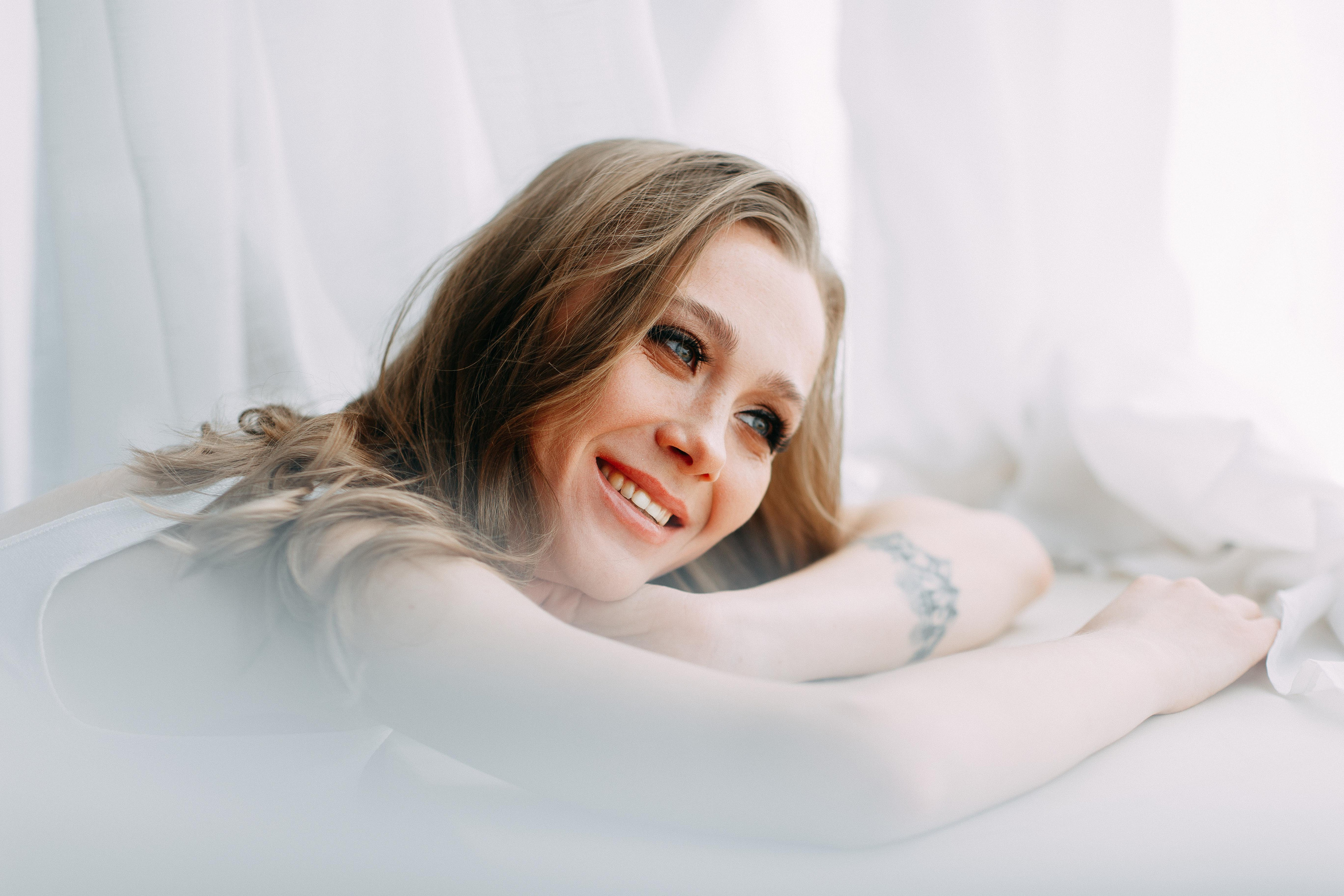 Валя «Внутреннее спокойствие и чувственность». Женский фотограф и фототерапевт в Алмате Камиля Сабитова