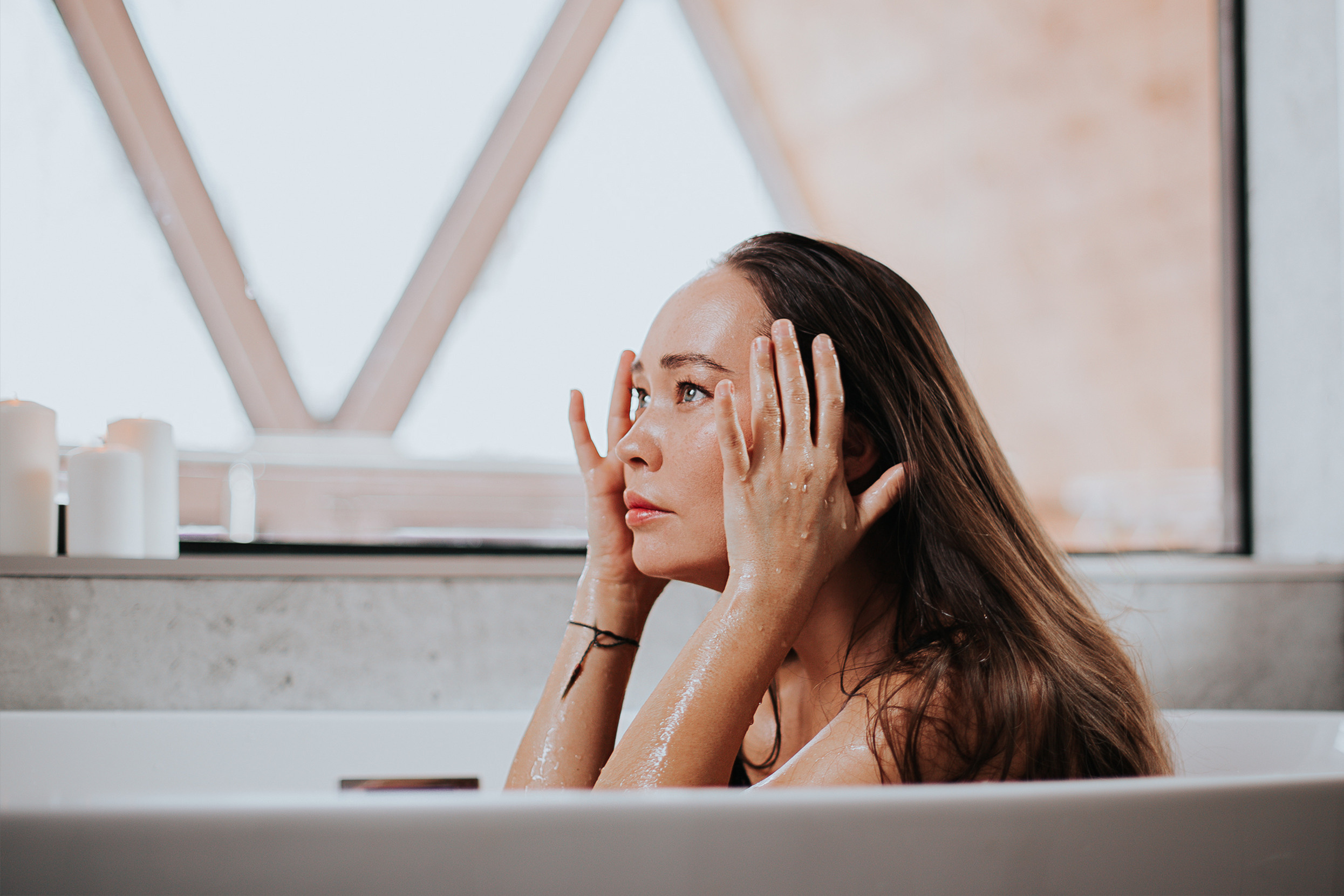 Алина «Моя чувственность и забота о себе». Женский фотограф и фототерапевт в Алмате Камиля Сабитова