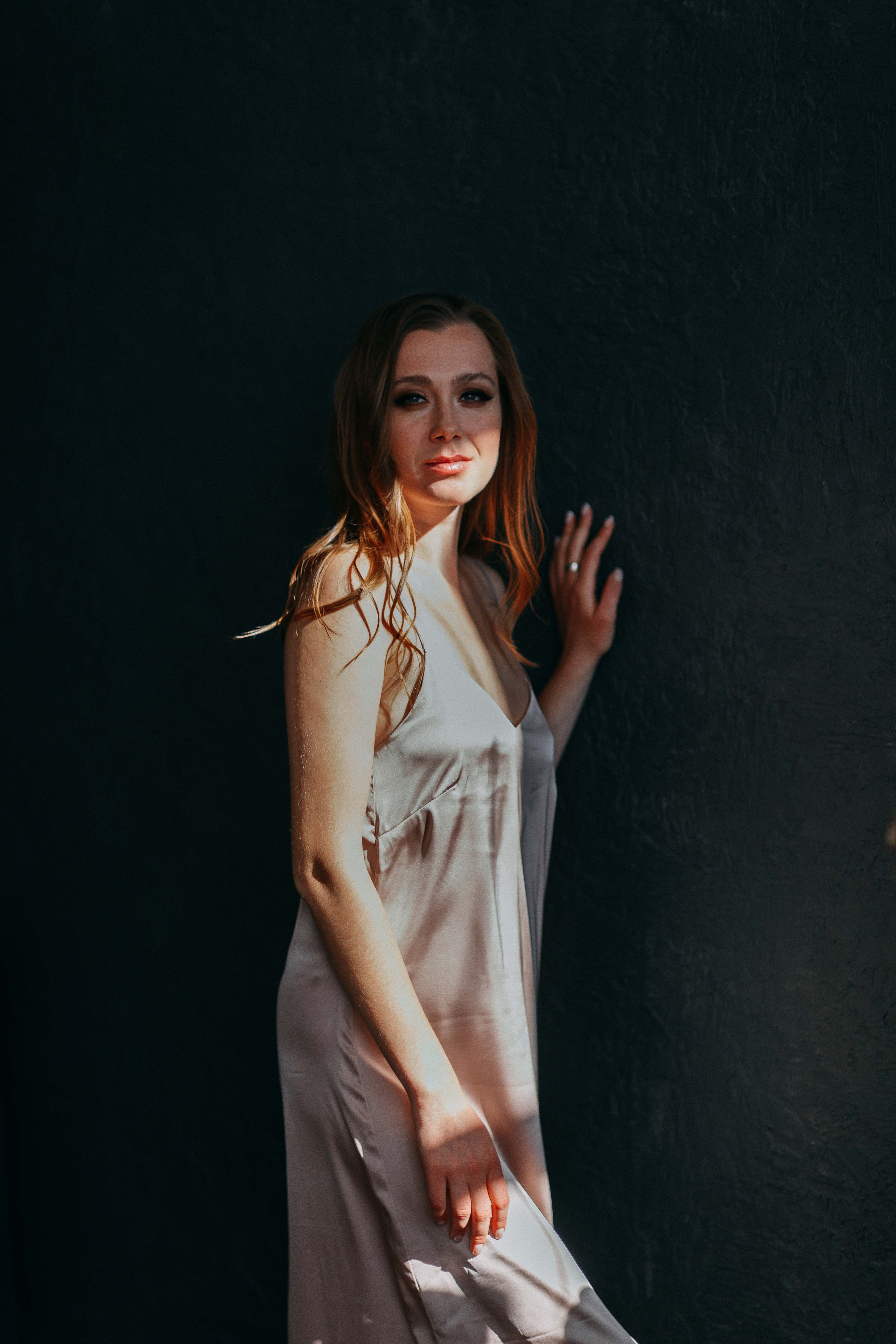 Валя «Внутреннее спокойствие и чувственность». Женский фотограф и фототерапевт в Алмате Камиля Сабитова