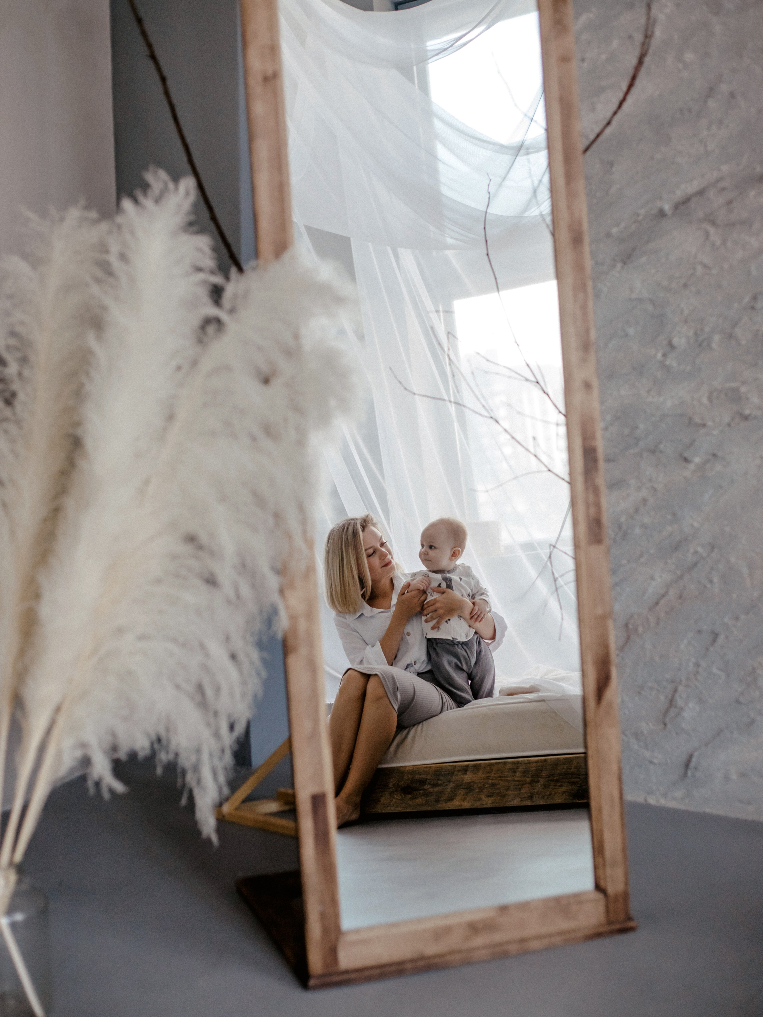 Екатерина с сыночком. Семейный и детский фотограф в  г. Екатеринбурге Холодова Юлия