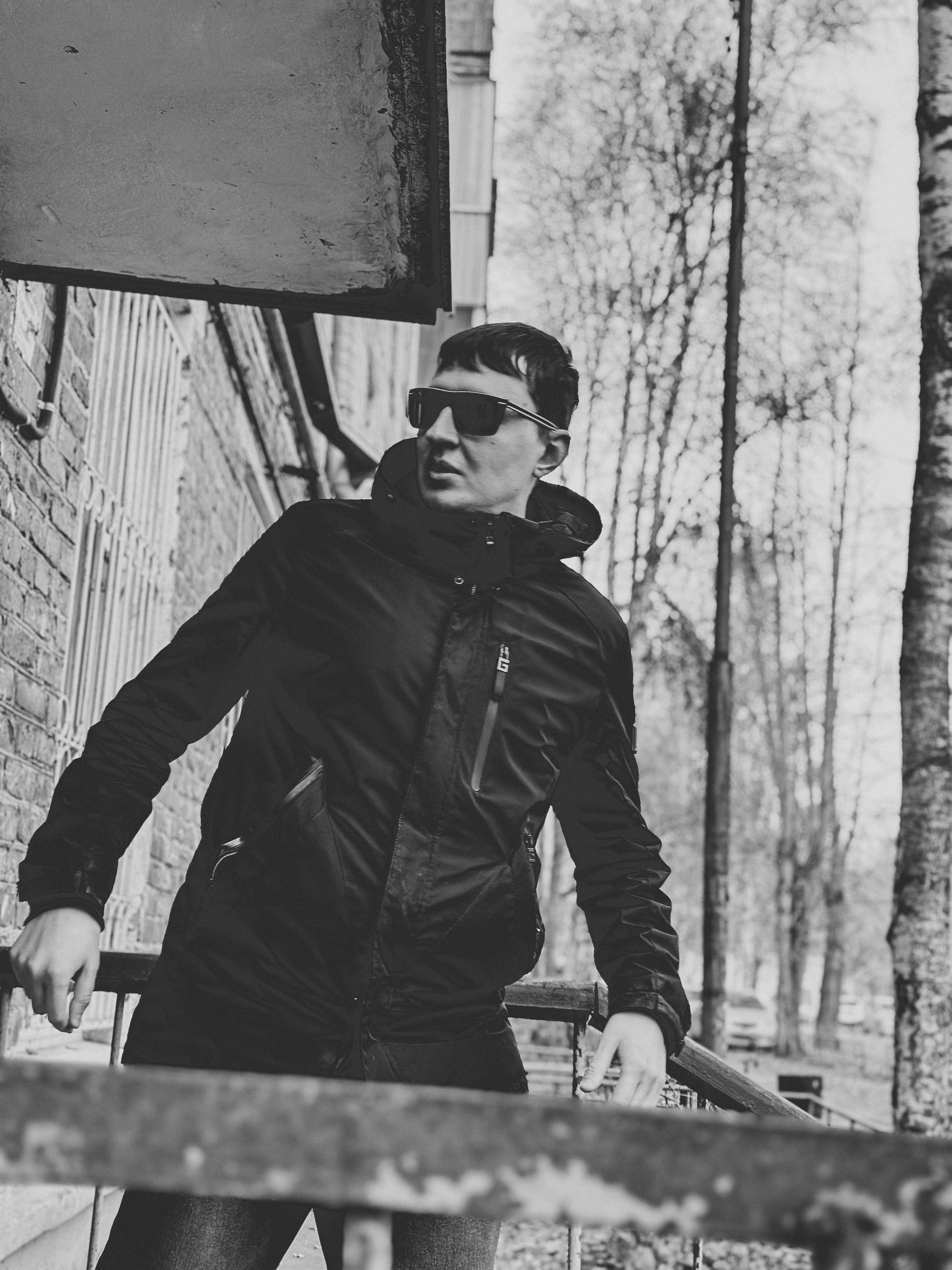 Прогулочная фотосессия с Димоном. Твой фотограф и видеограф в Тюмени — Сергей Бизин